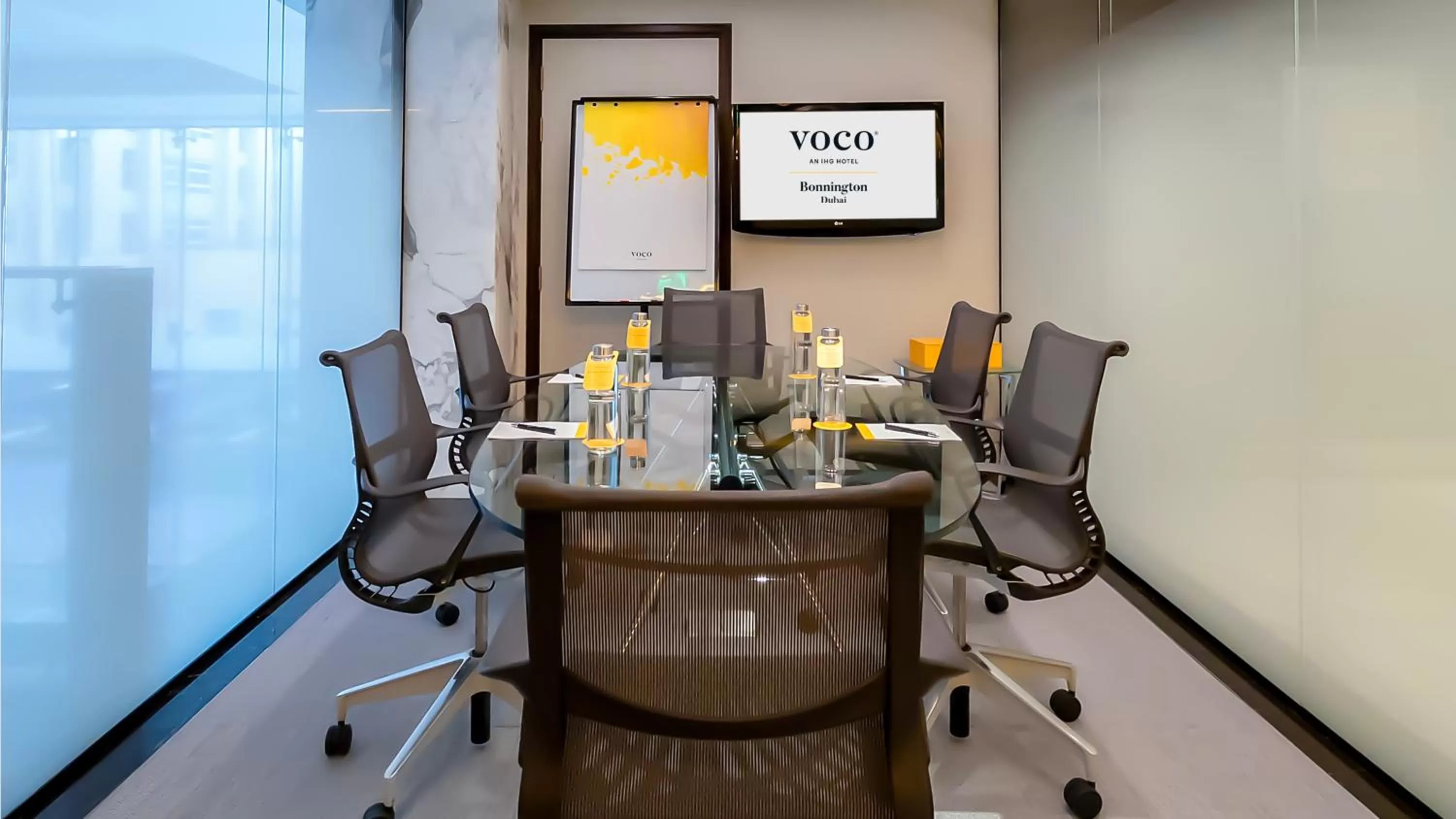 Meeting/conference room in voco - Bonnington Dubai by IHG