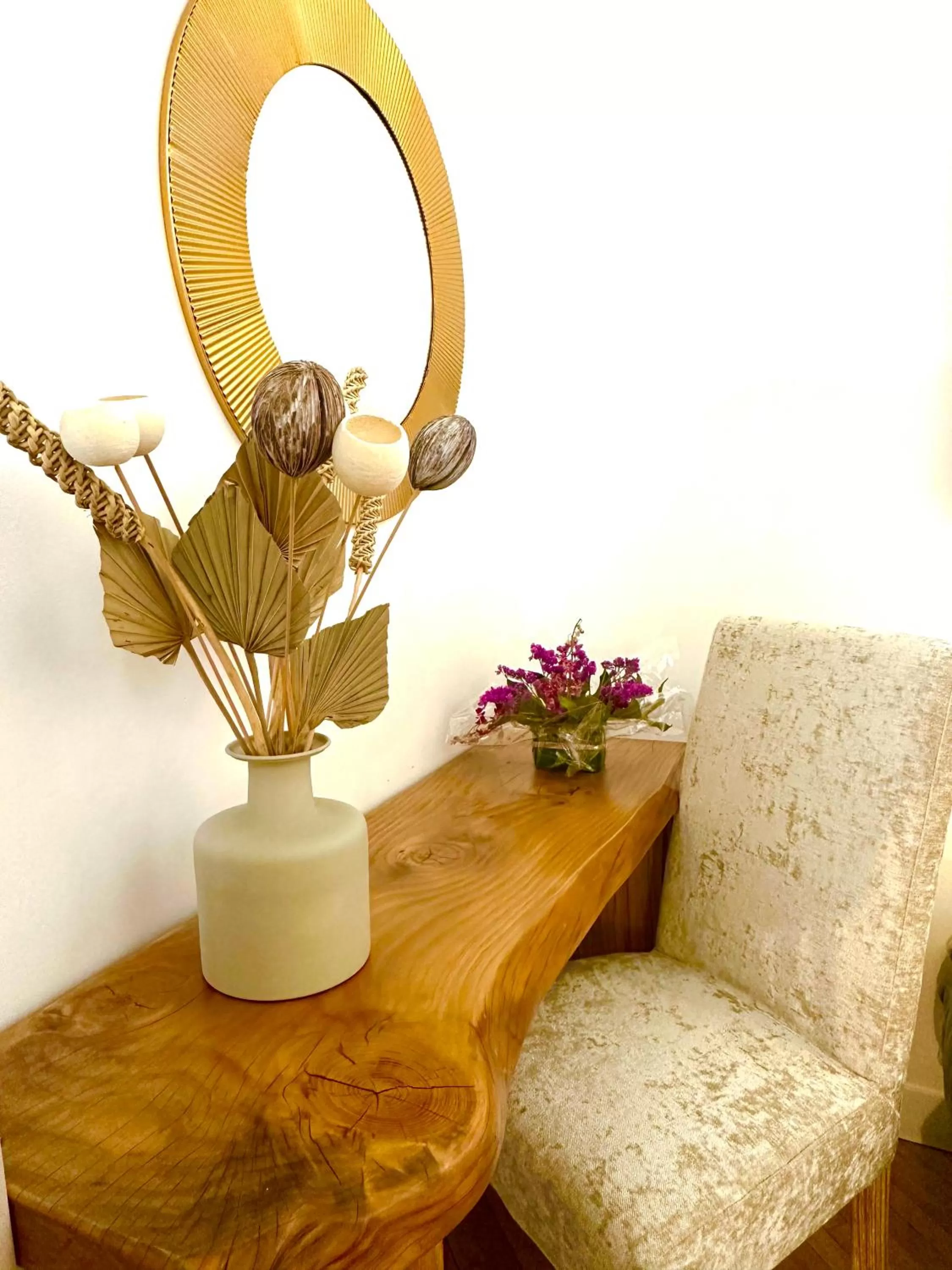 hair dresser in Spagna Ave