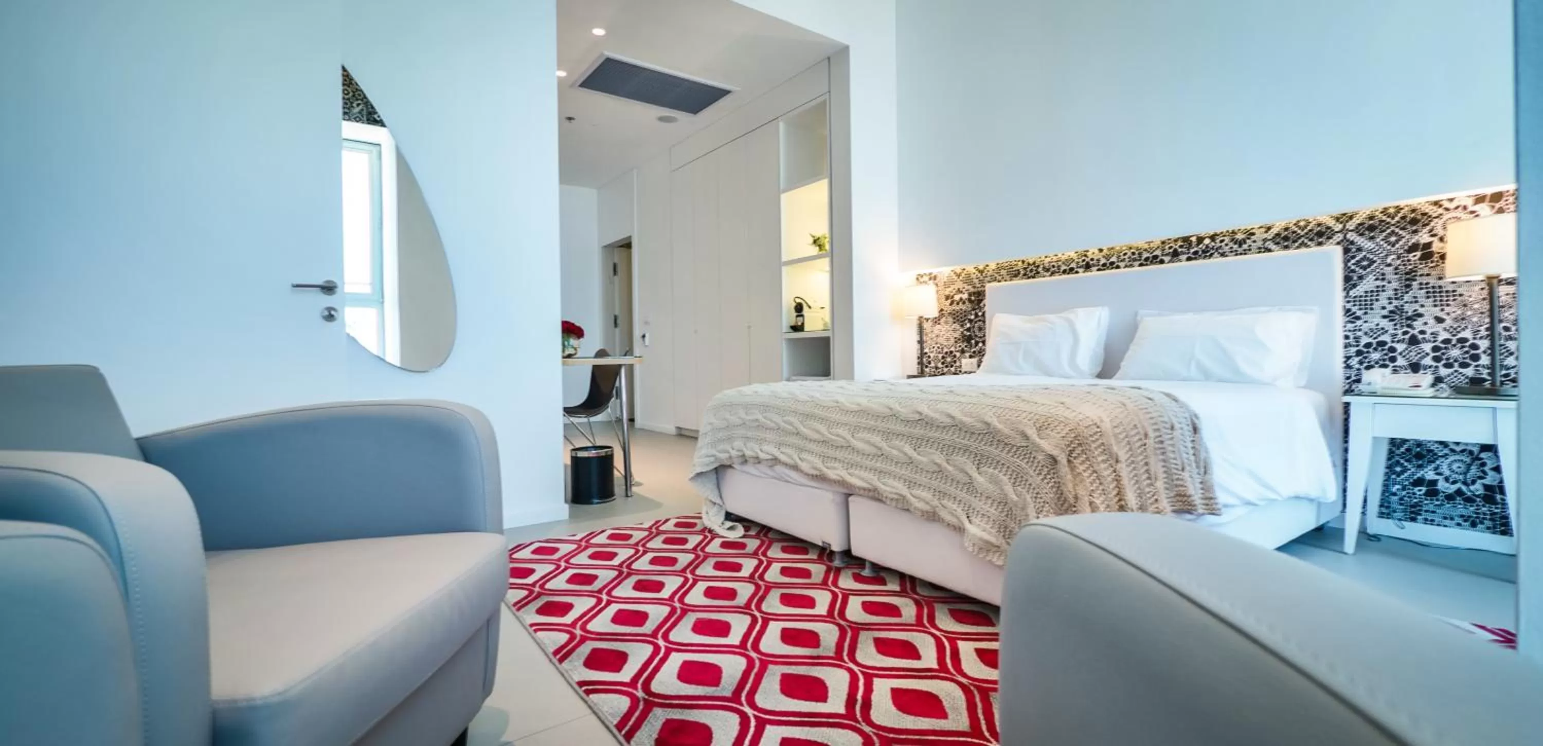 Bedroom, Bed in Metropolitan Hotel