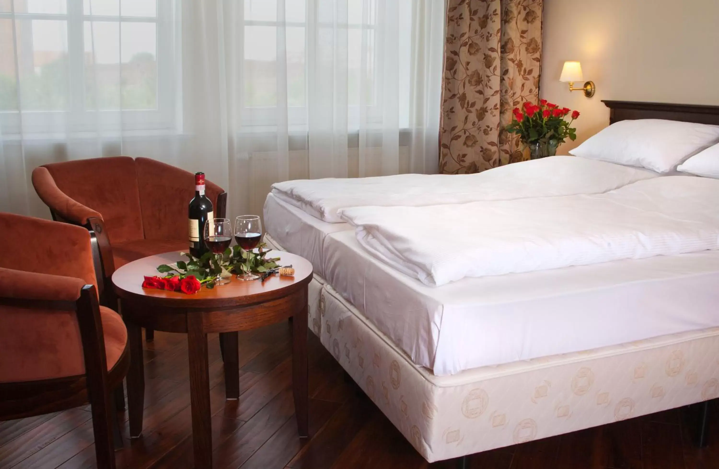 Superior Double Room in Kobza Haus Old Town Superior Double Room in Kobza Haus Old Town