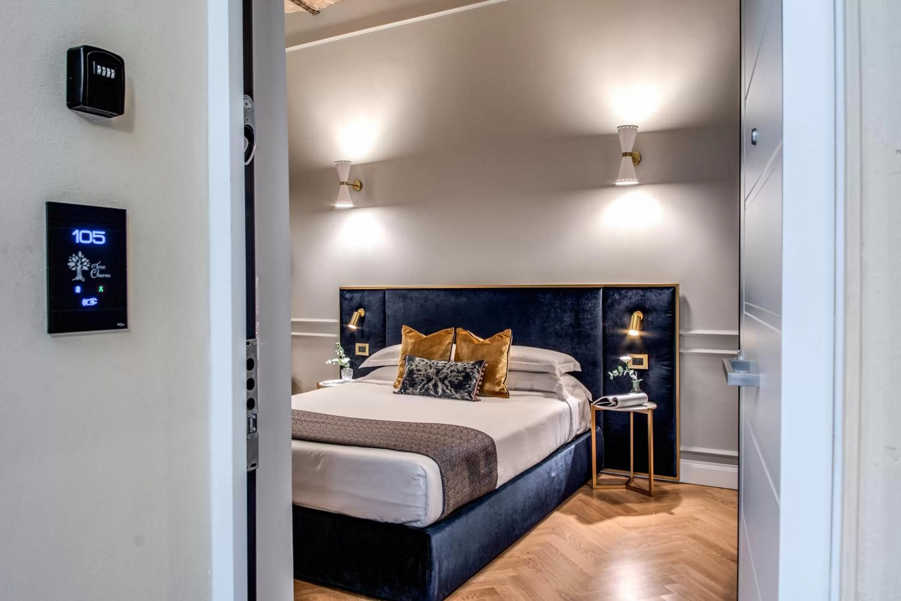 Bed in Tree Charme Augusto Boutique Hotel