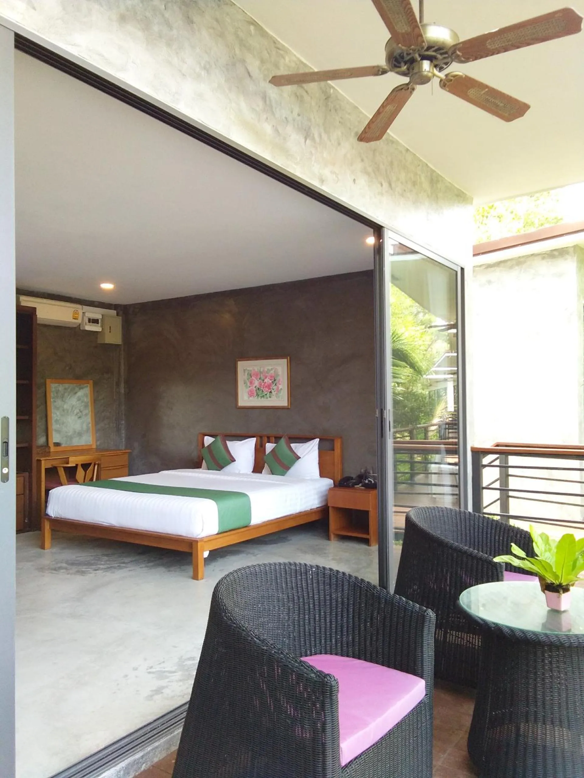 Bed in The Touch Green Naiyang Hotel & Fitness