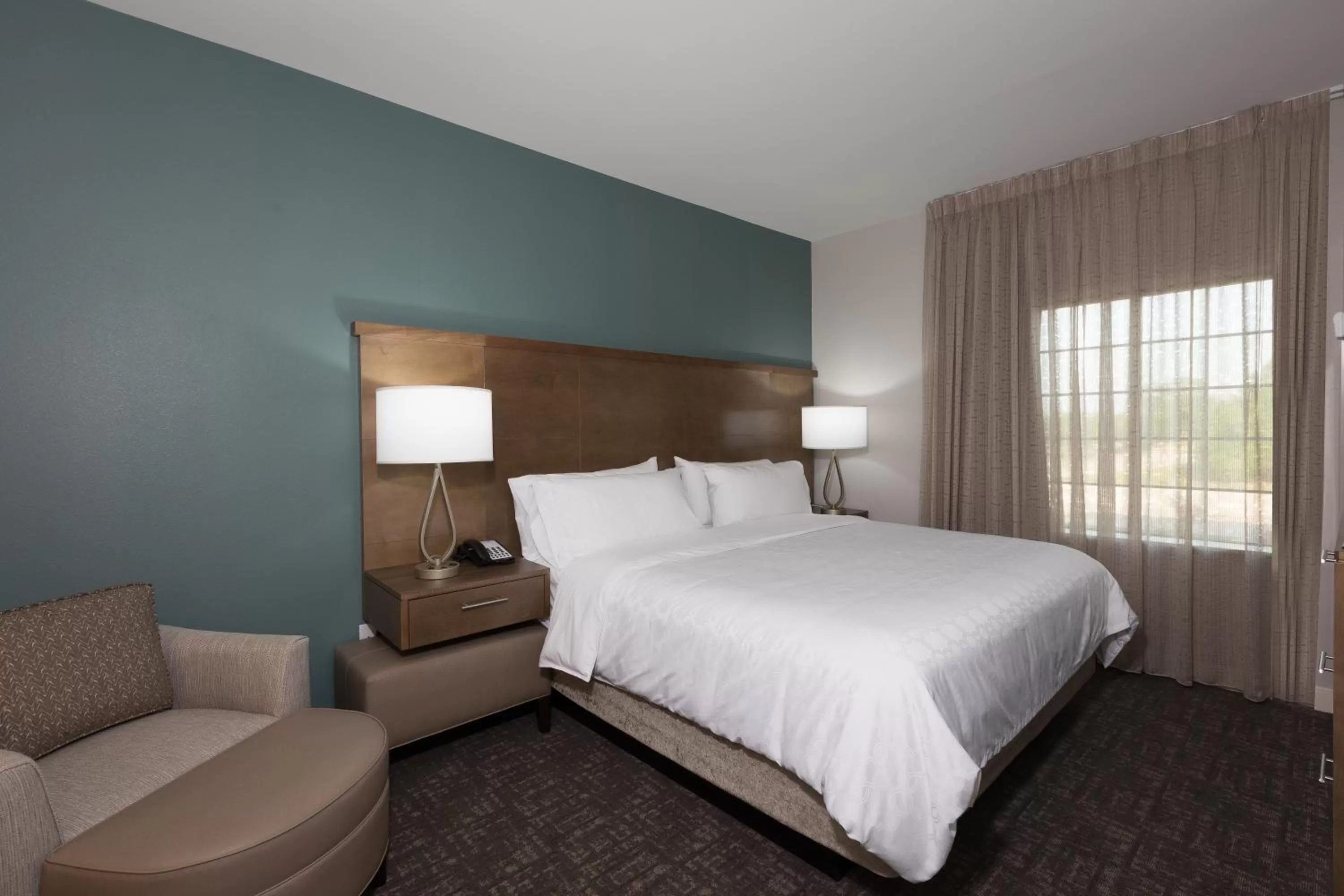 Photo of the whole room, Bed in Staybridge Suites - Lake Jackson by IHG