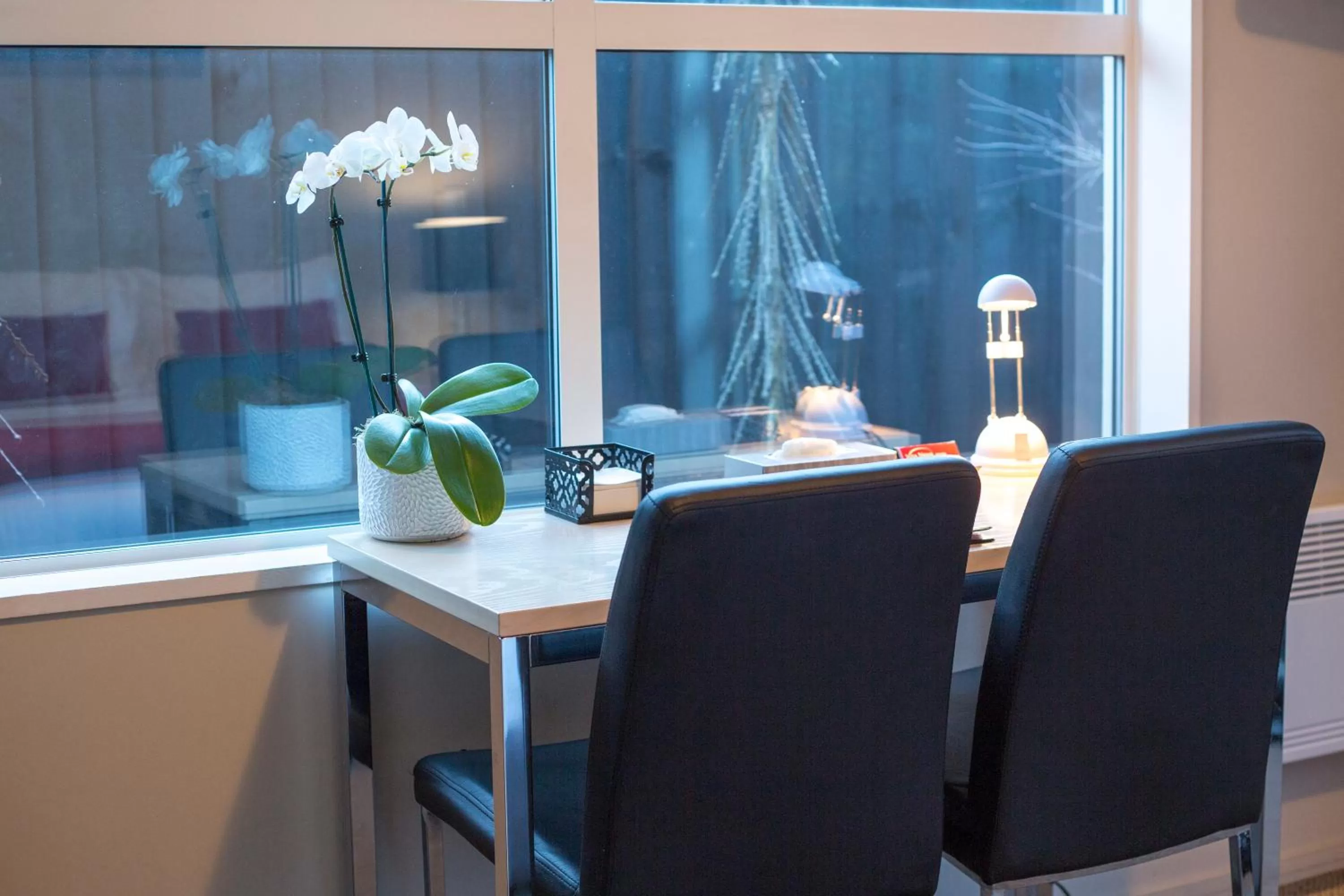 Seating area in Vita Nova Motel