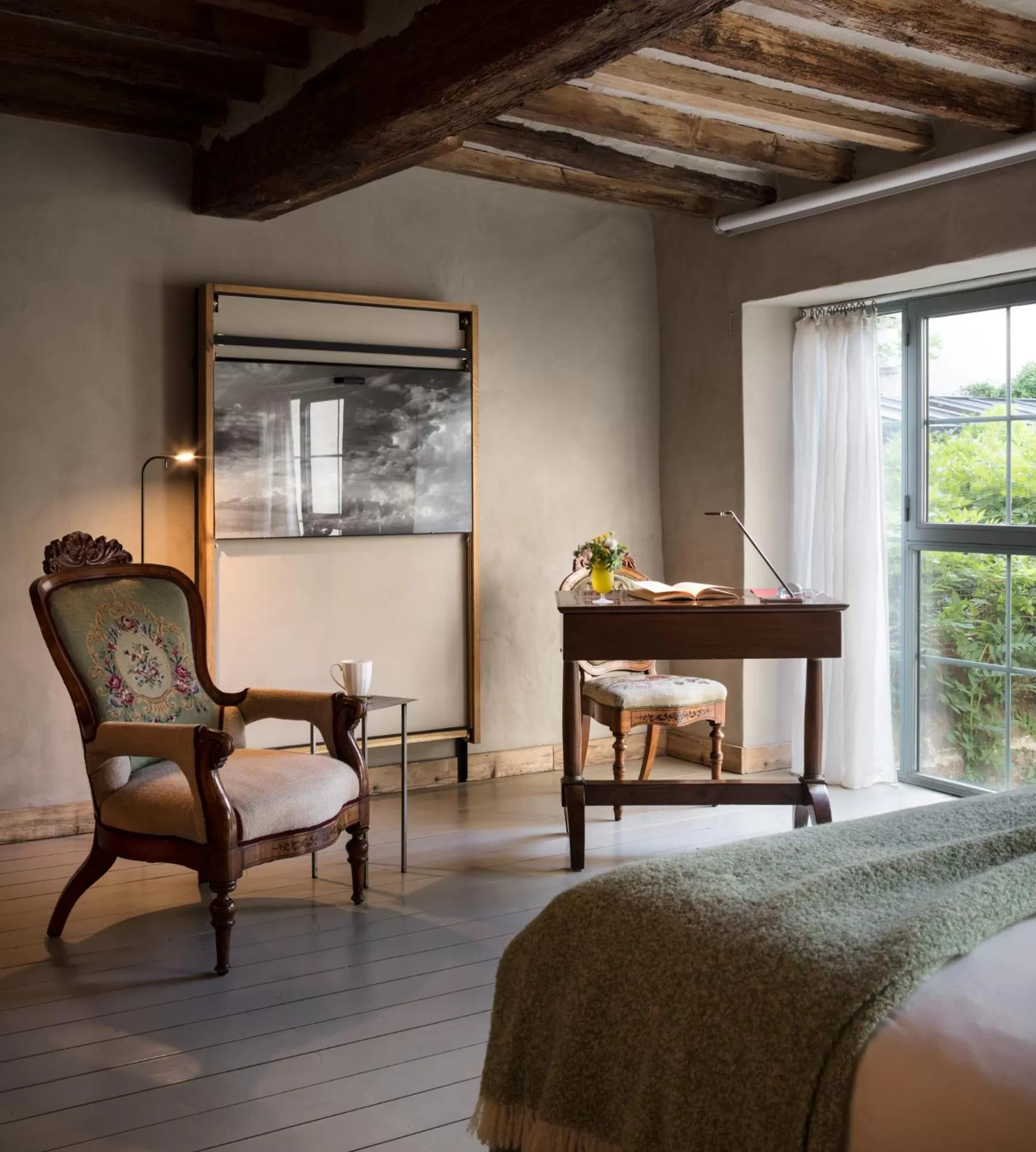 Decorative detail, Bed in Ottantotto Firenze