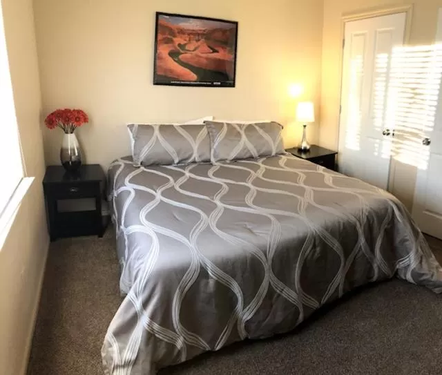 Bed in Cedar Canyon Condos