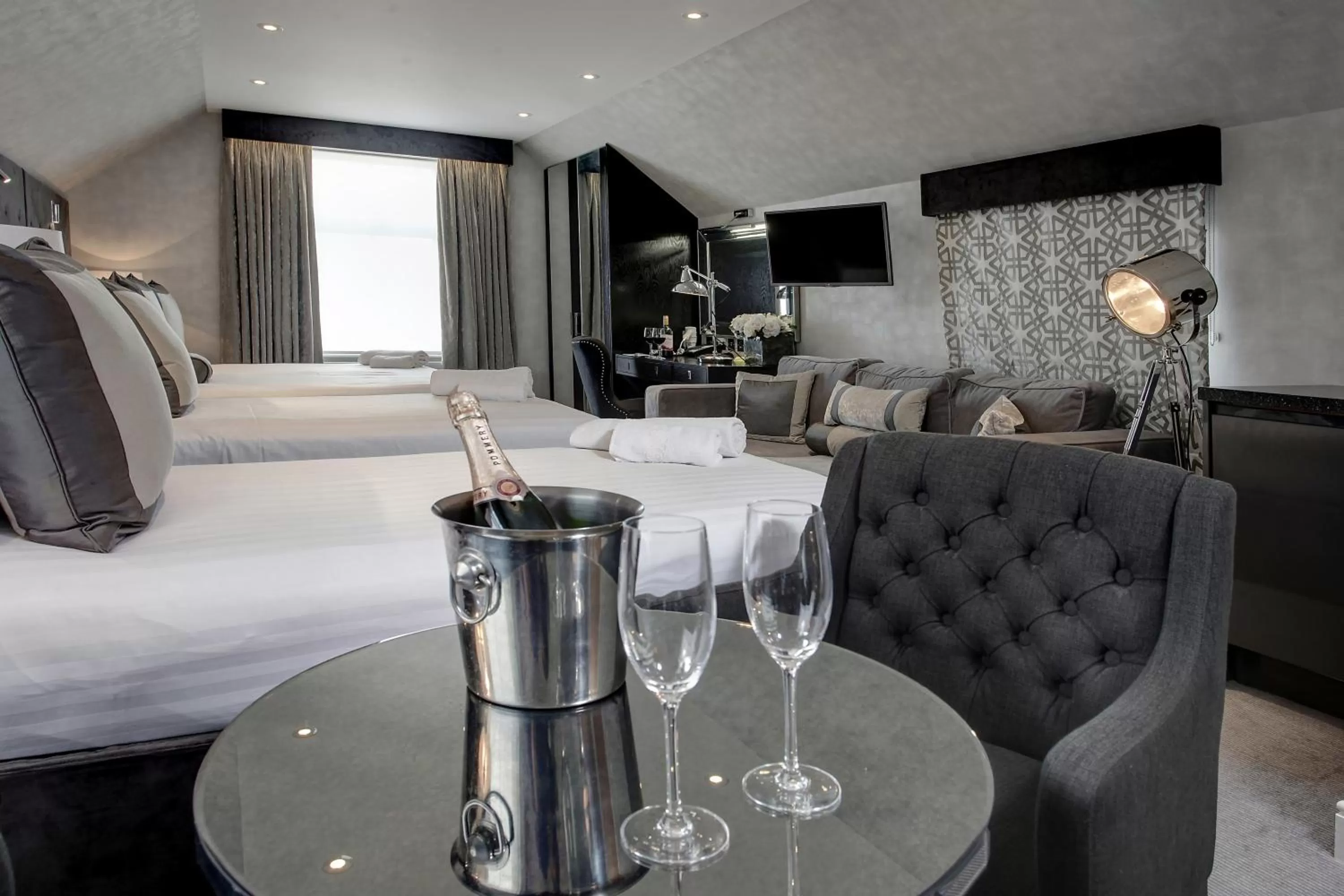 Bedroom, Bed in Best Western Chiswick Palace & Suites London