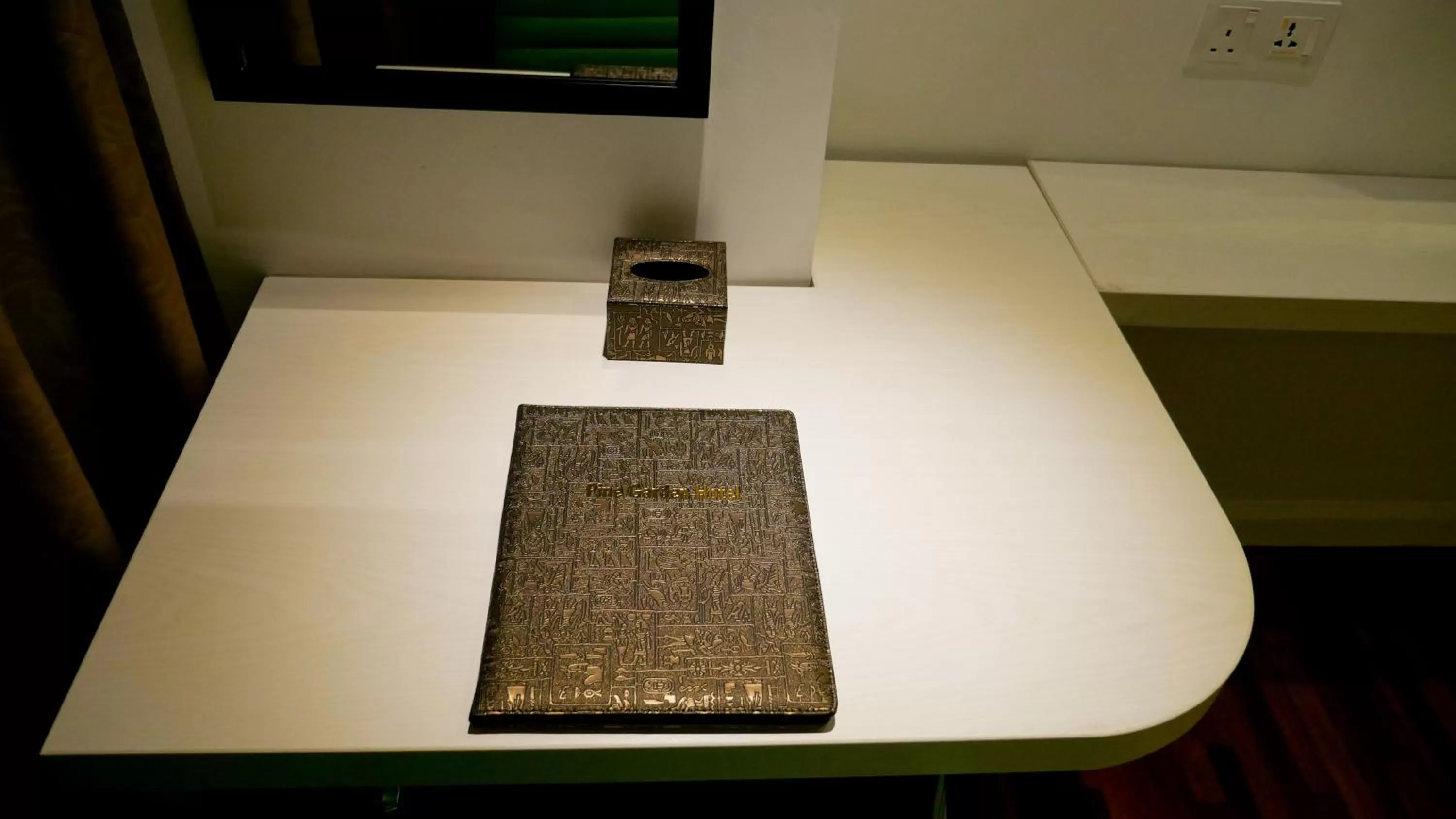 Decorative detail in Pine Garden Hotel