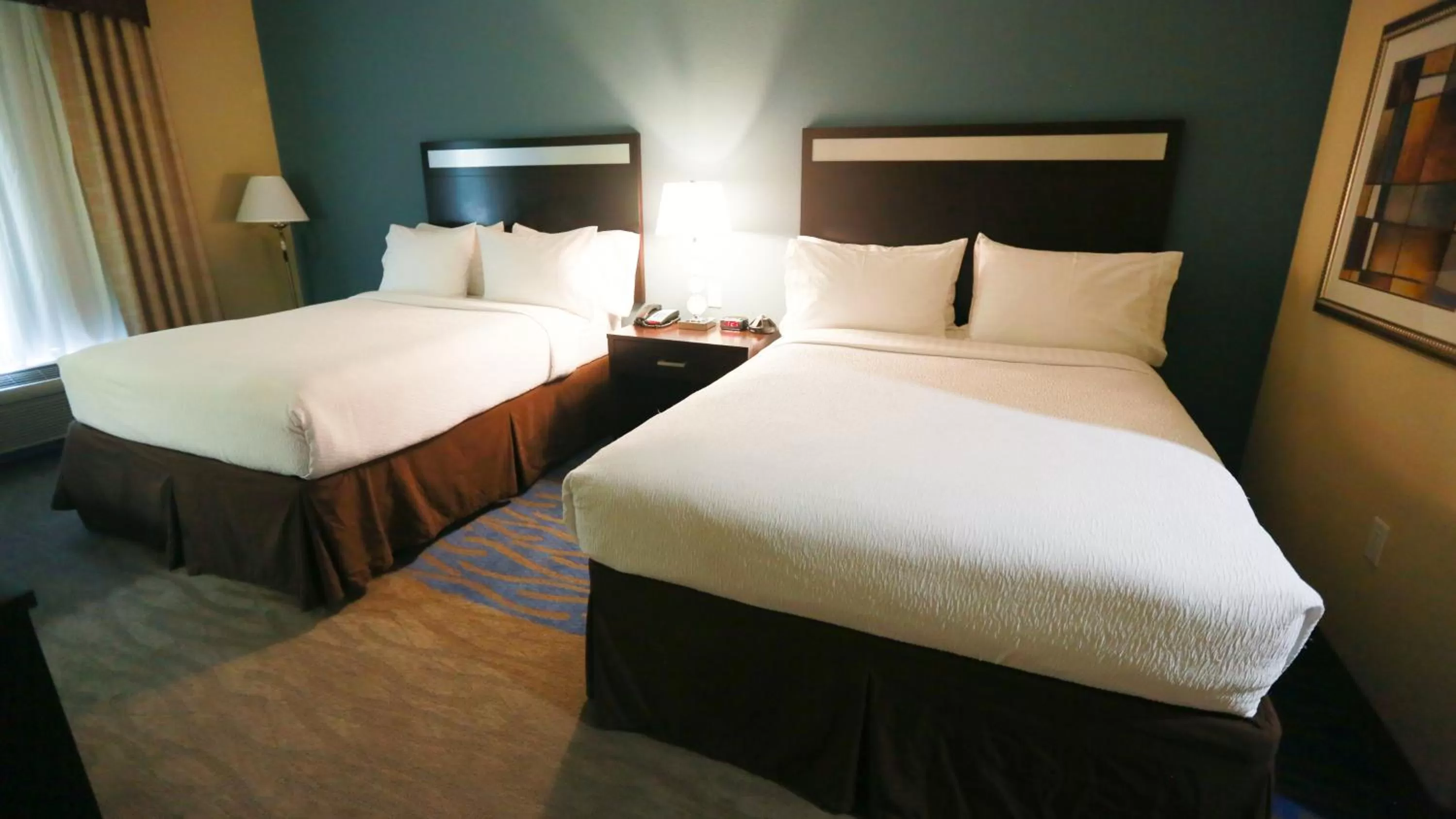 Photo of the whole room, Bed in Holiday Inn Houston-Webster by IHG