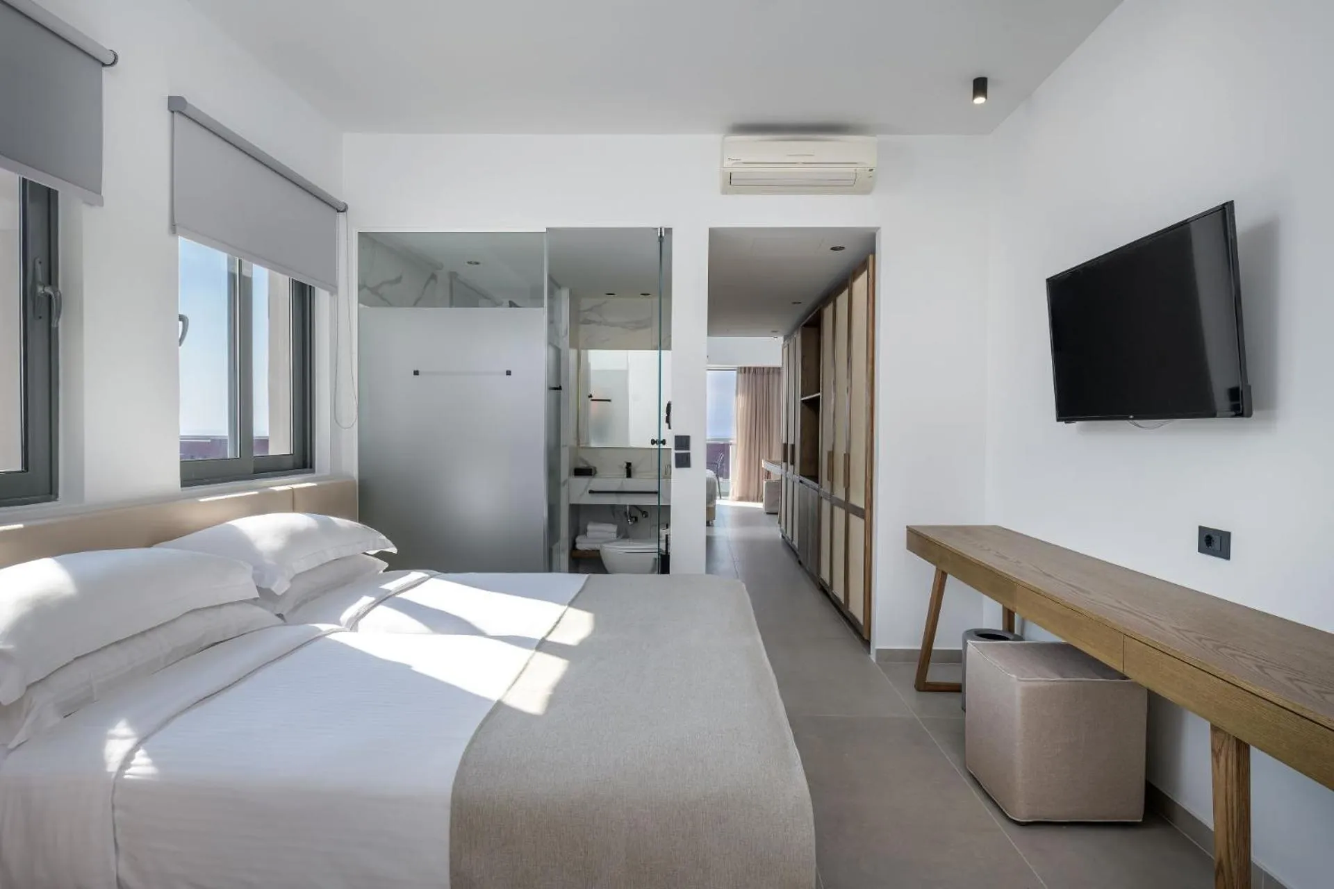 Bedroom, Bed in Michelangelo Resort & Spa