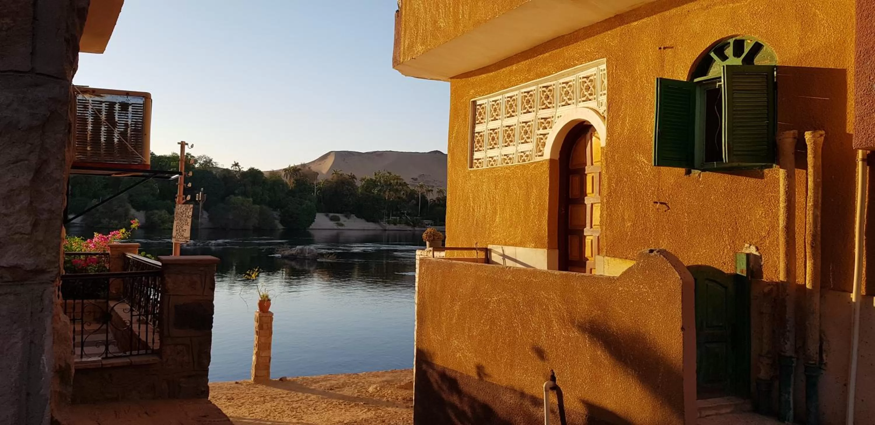 Property building in Taharka Nubian House