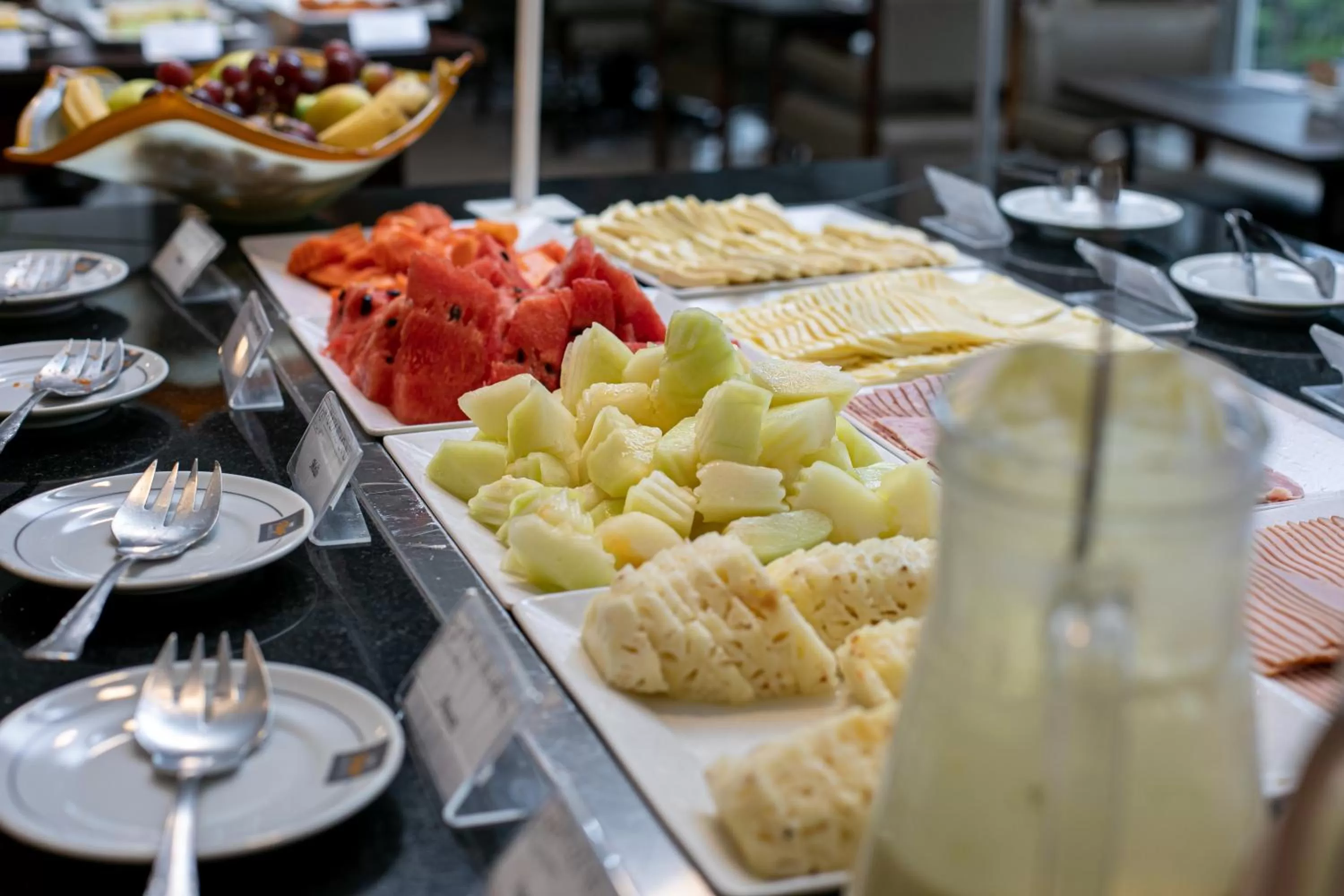Breakfast in Plaza Blumenau Hotel