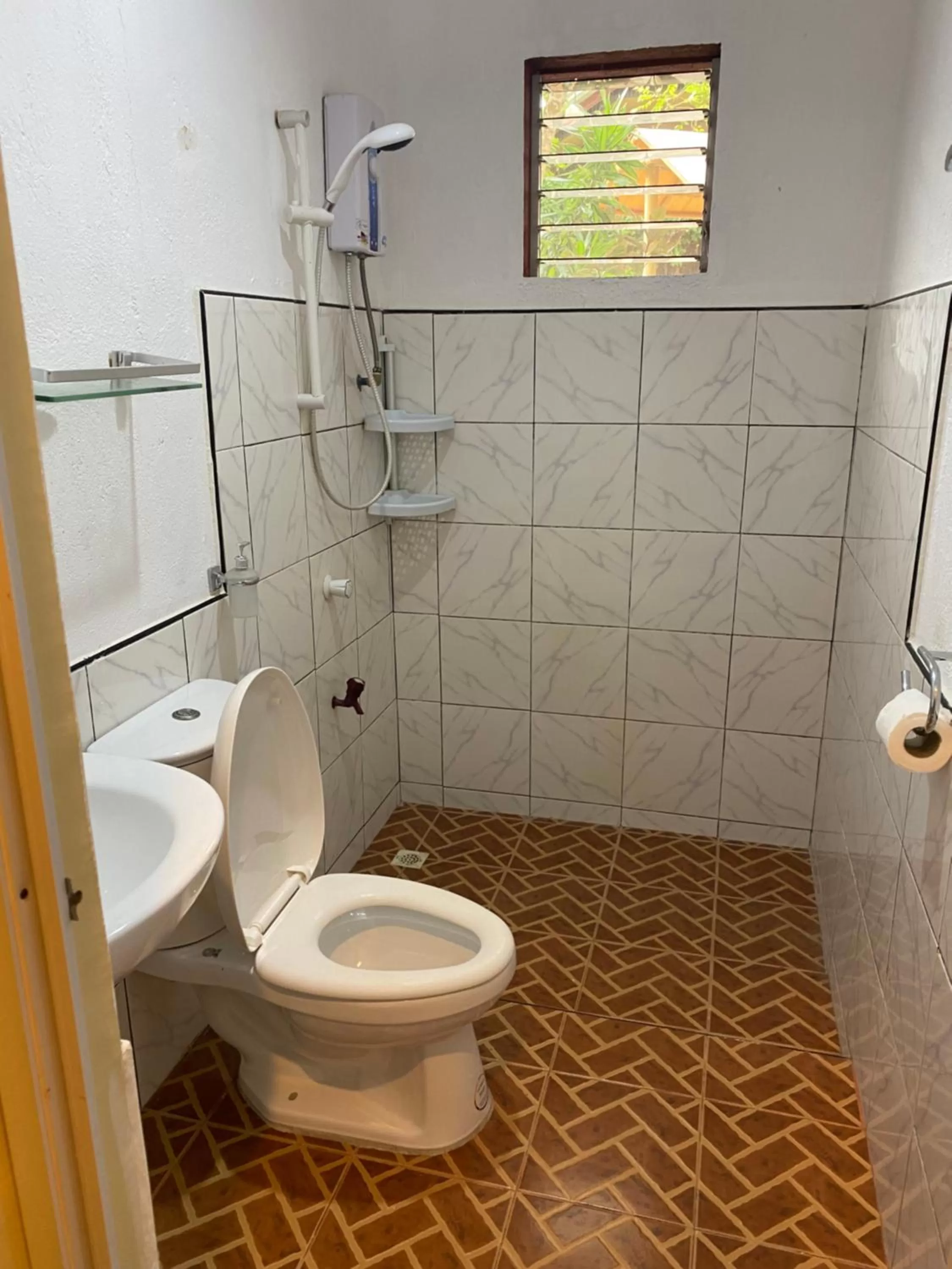 Toilet in One 4 Da Road