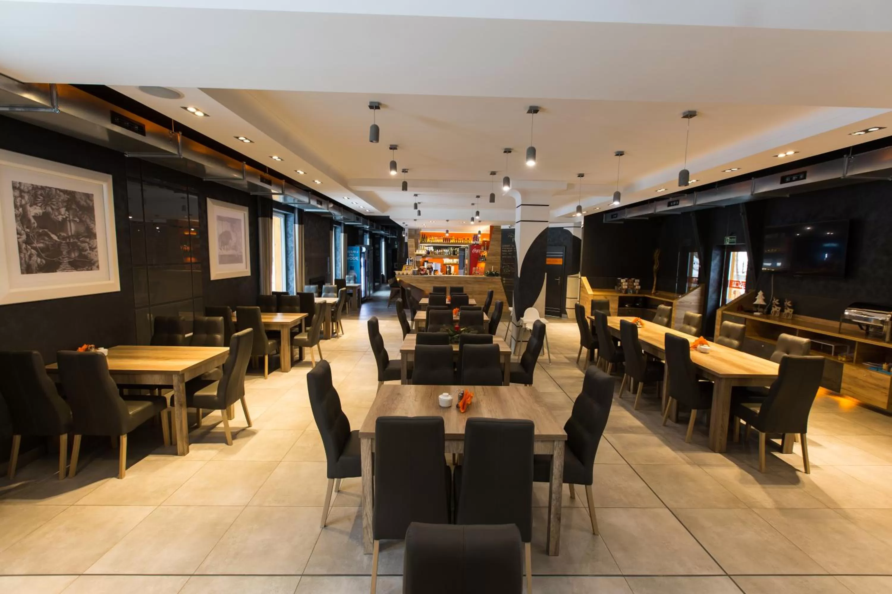 Restaurant/places to eat in Villa Winterpol