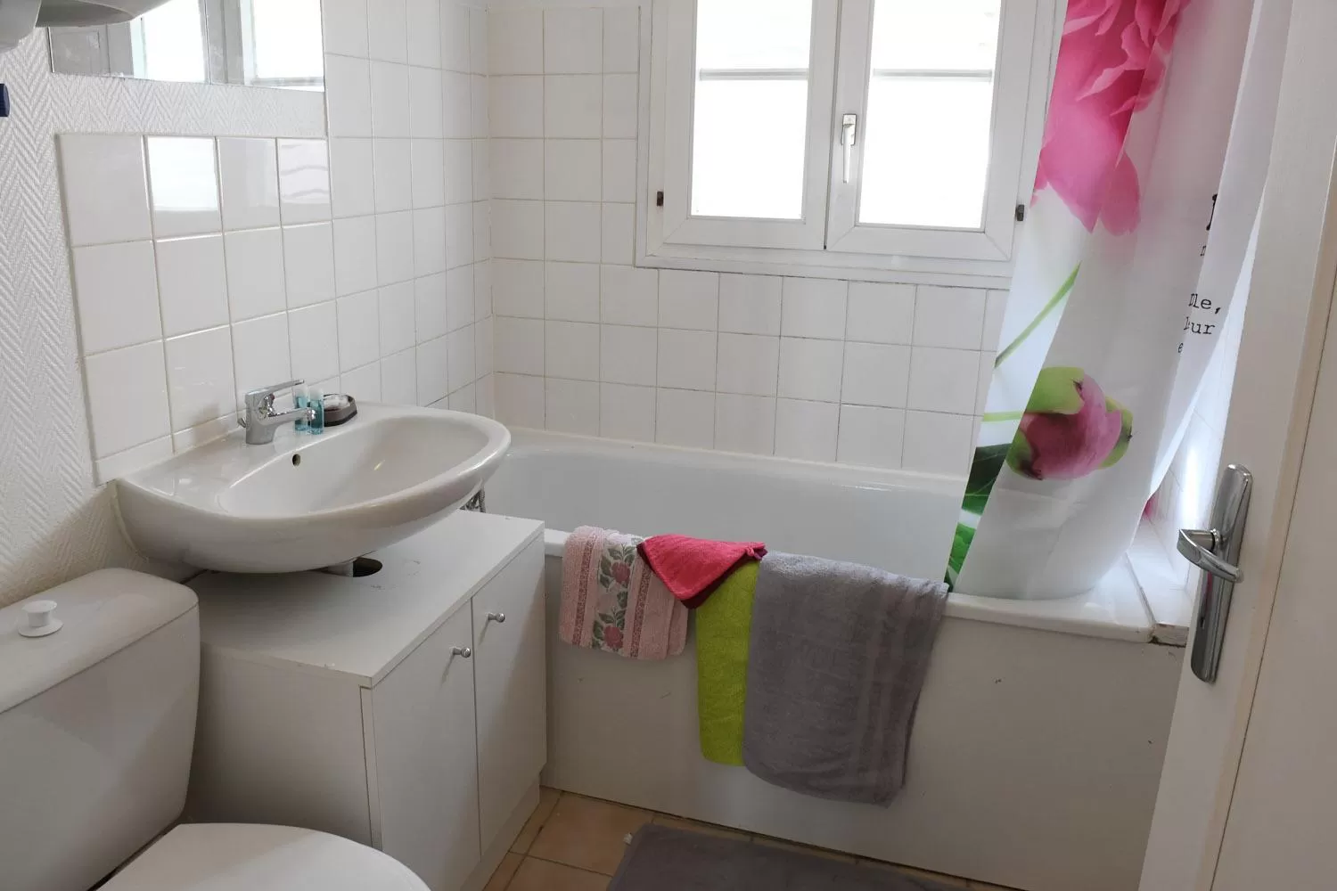 Bathroom in Appartement 1 chambre, 2éme étage - DIEPPE