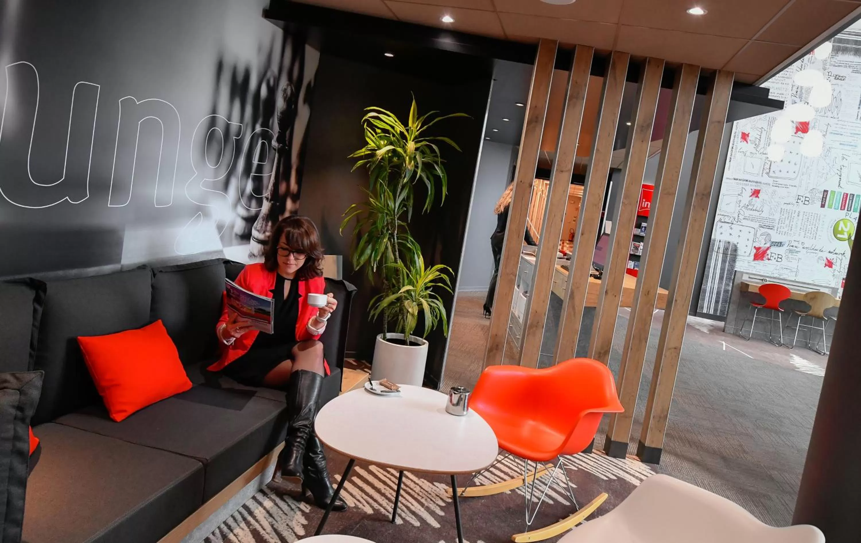 Living room in ibis Caen Porte De Bretagne