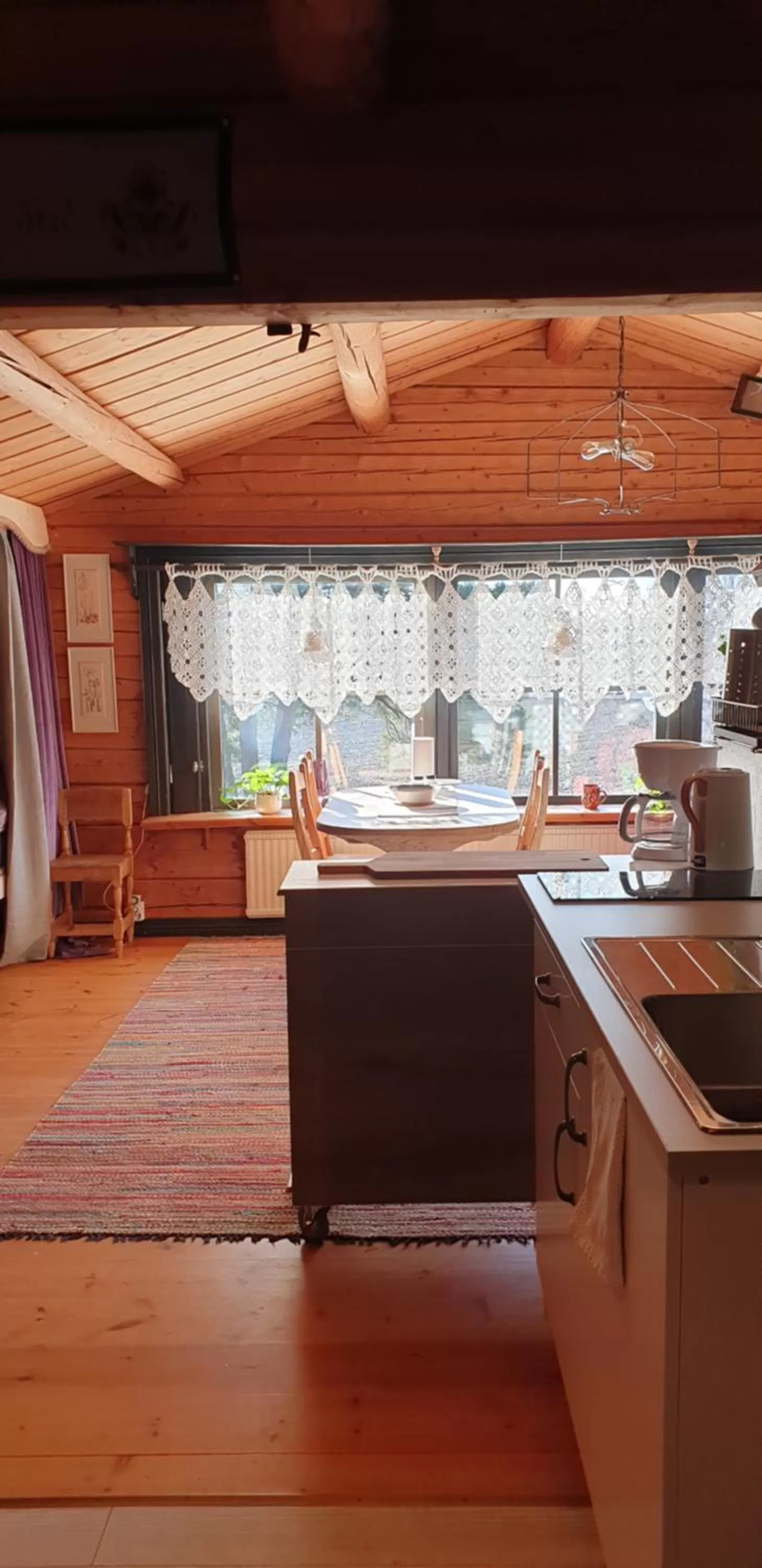 Property building in Woodstock B&B & Studio Apartments