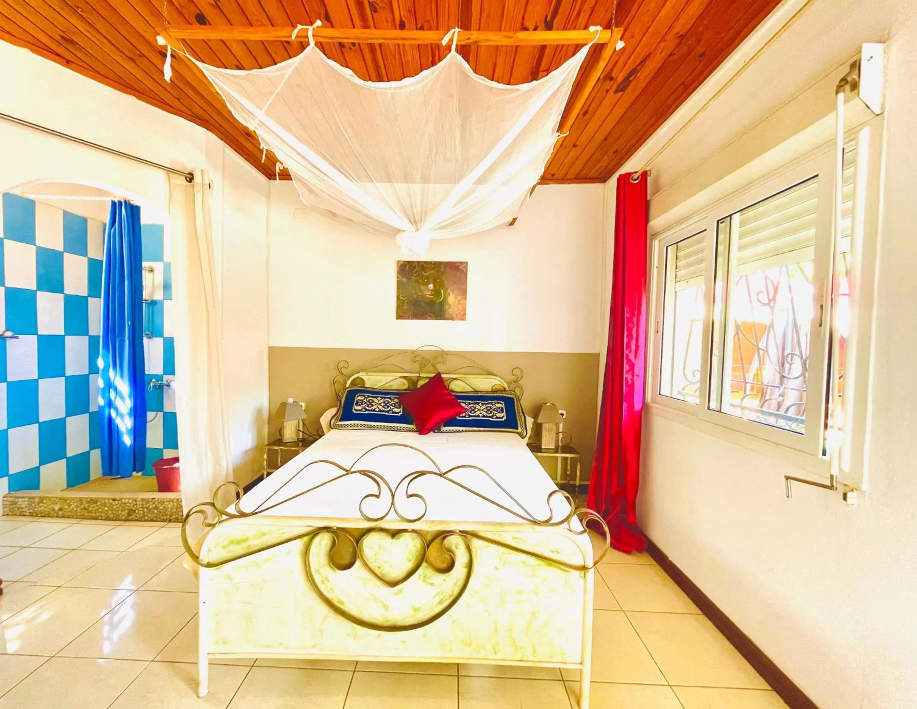 Bedroom, Bed in Régina Lodge Diégo Suarez Madagascar