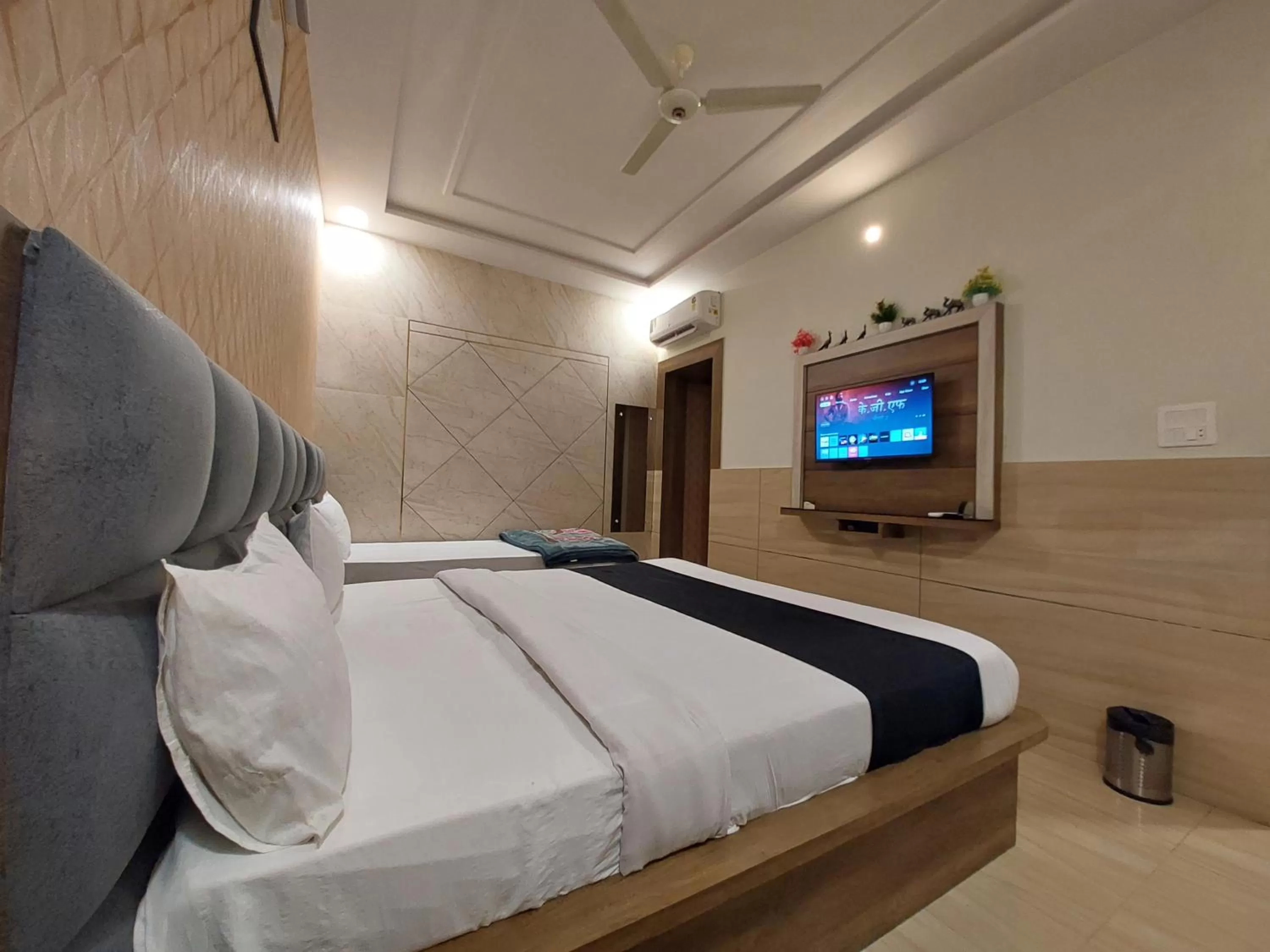 Bed in Taj Nice Point Manage by Taj Sunrise Group