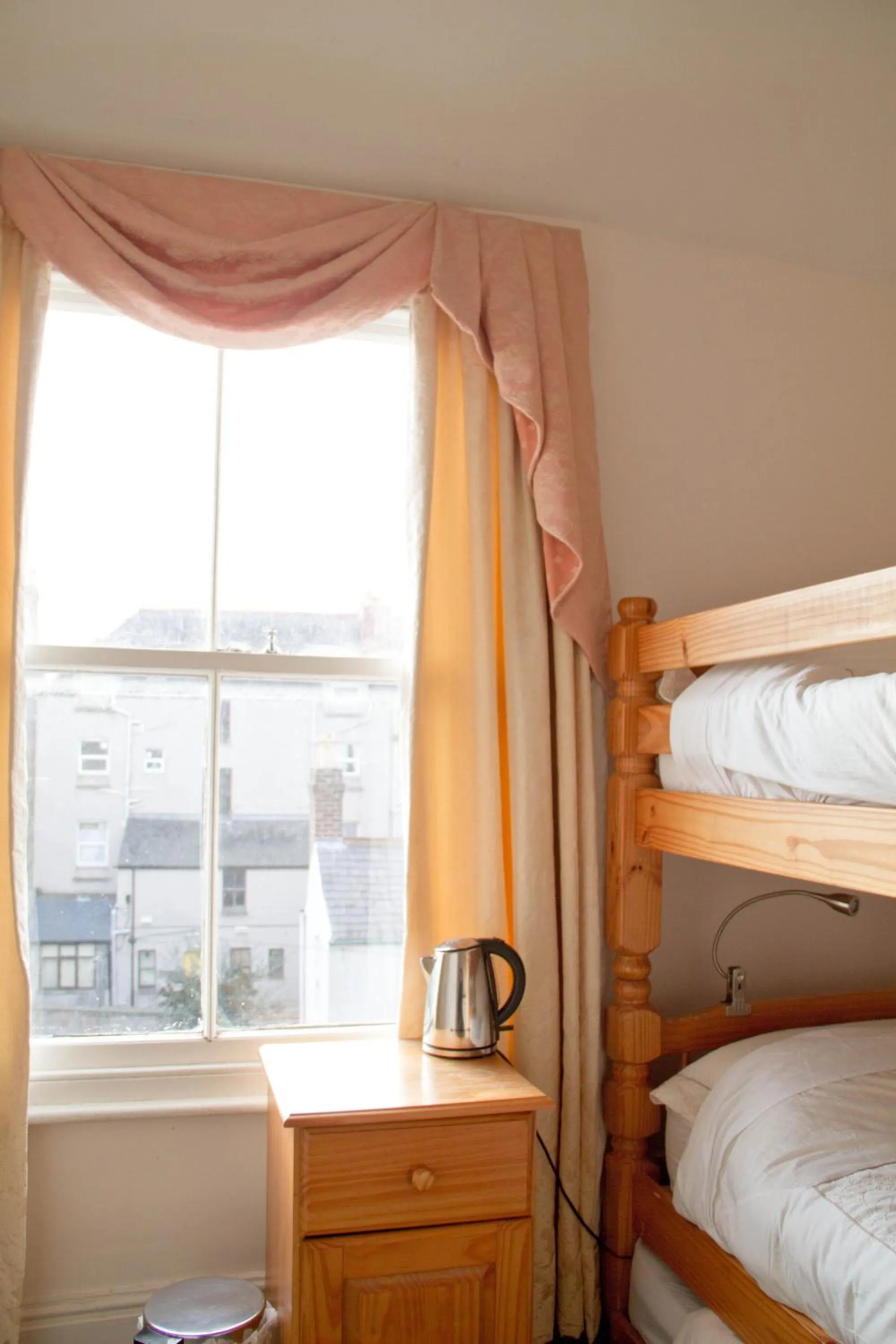 Photo of the whole room, Bed in Llandudno Hostel