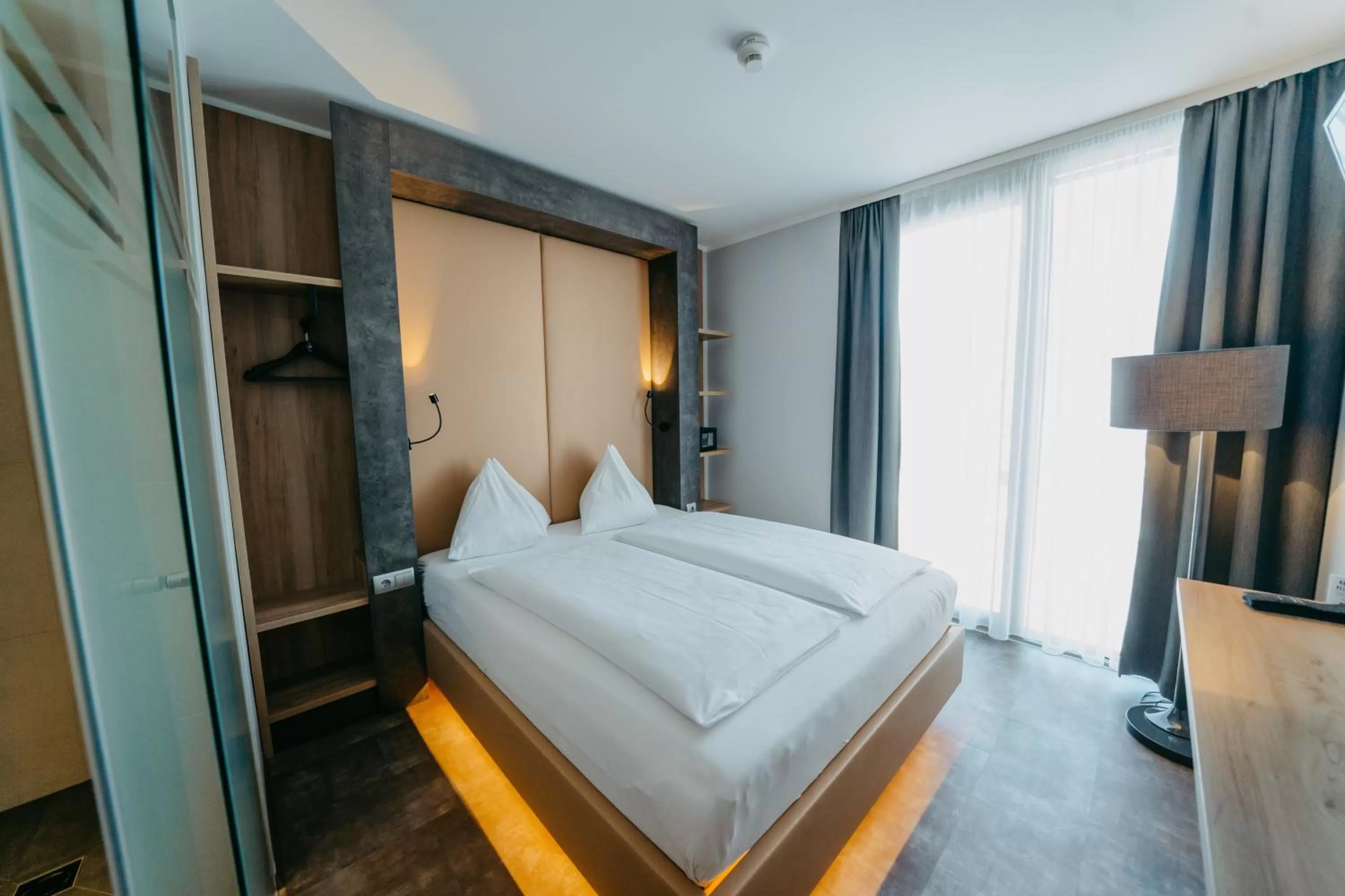 Bedroom, Bed in Rocket Rooms Velden