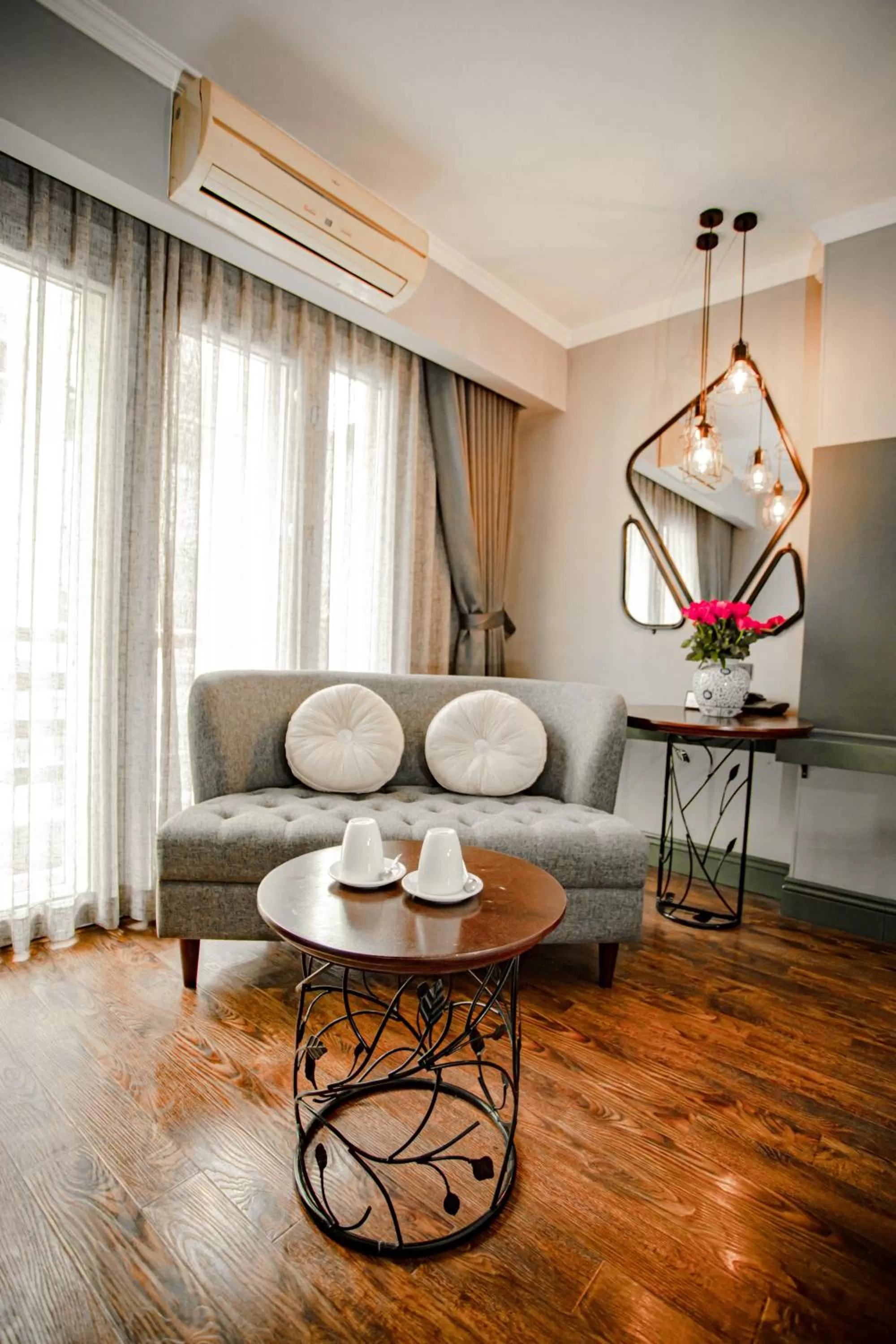 Decorative detail in Hanoi Center Silk Hotel & Travel