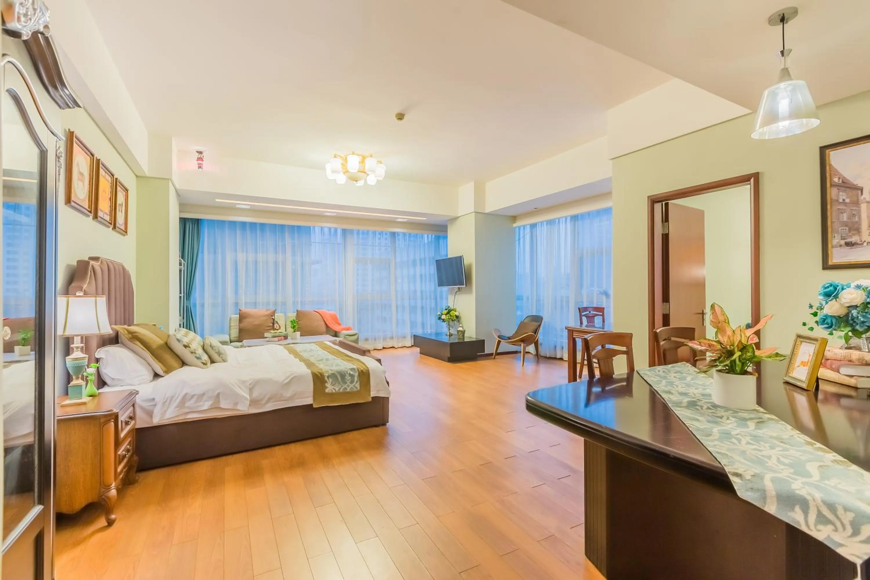 Bed in Westlake 7 Service Apartment