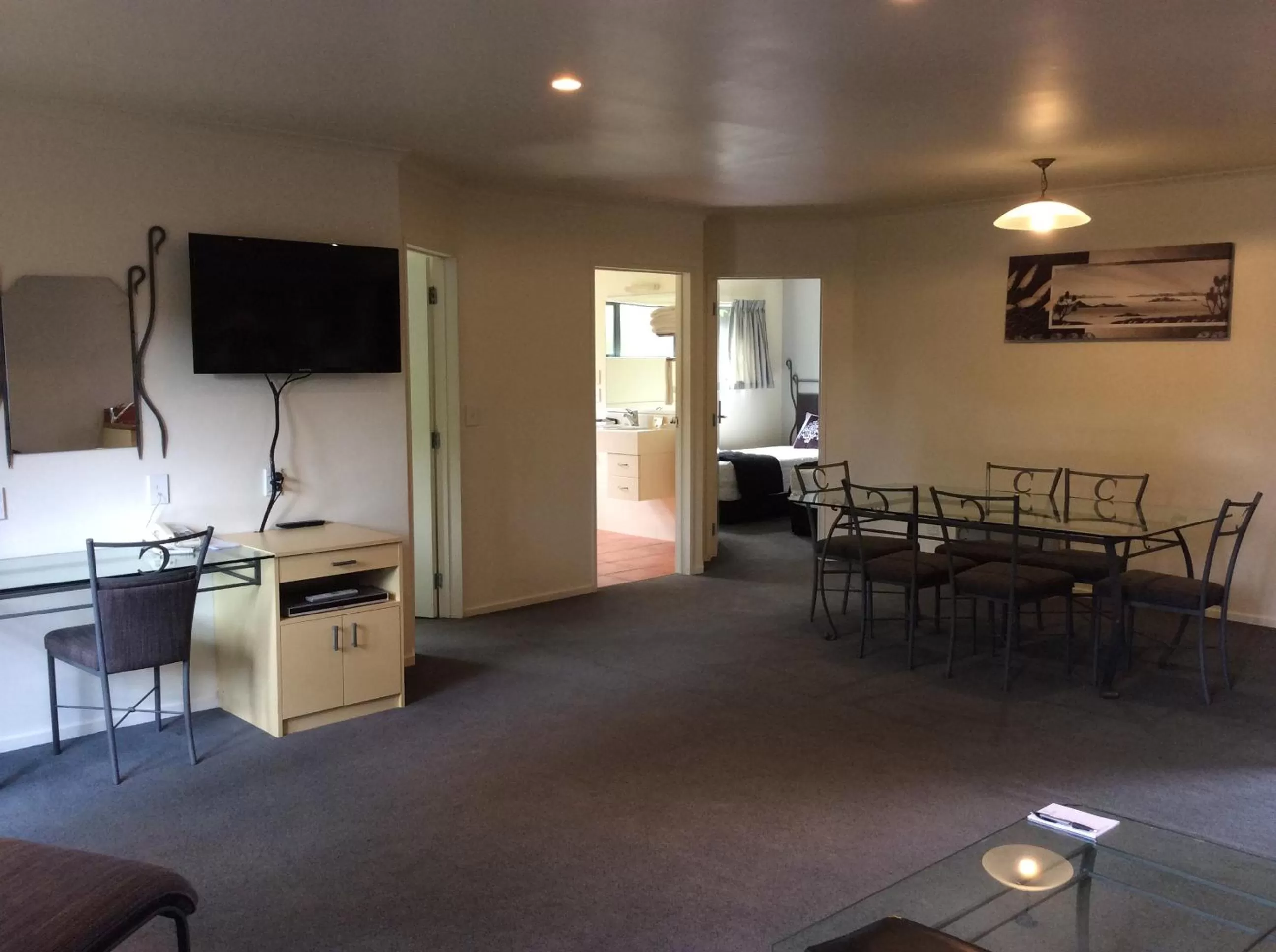 Living room in Chancellor Motor Lodge and Conference Centre