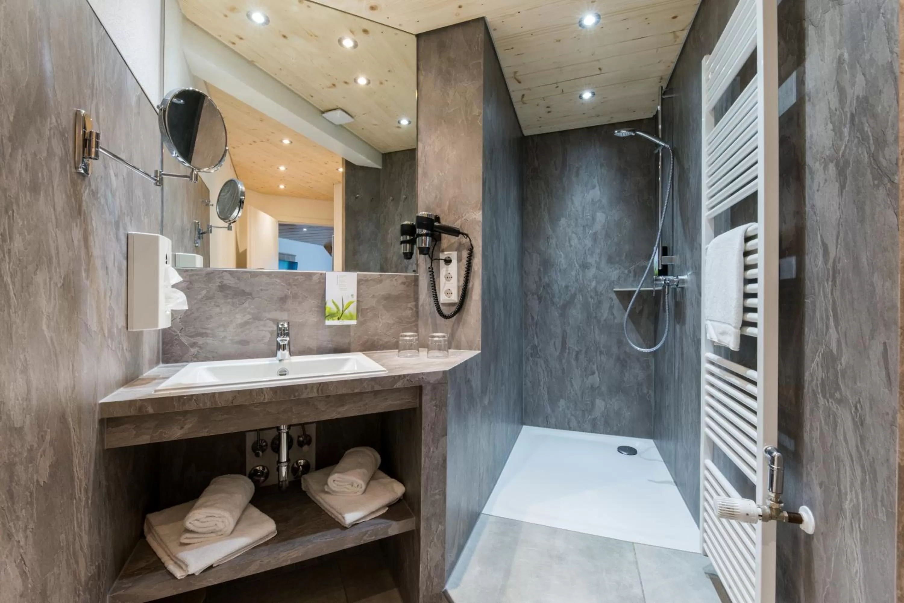 Shower in Wellnesshotel Sonnenhof & Sonnhalde