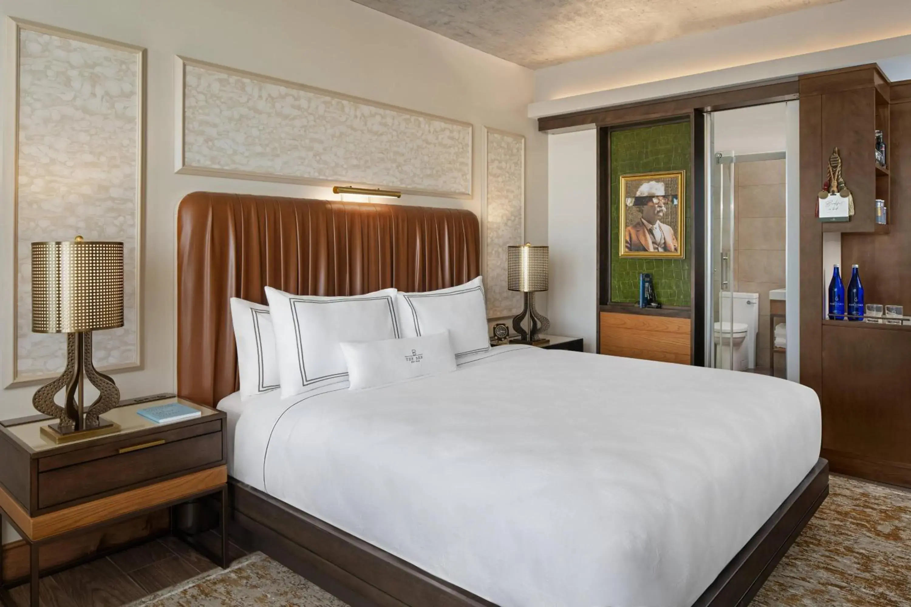 Guest room, 1 King, Marina view, Balcony in The Ben, Autograph Collection Guest room, 1 King, Marina view, Balcony in The Ben, Autograph Collection