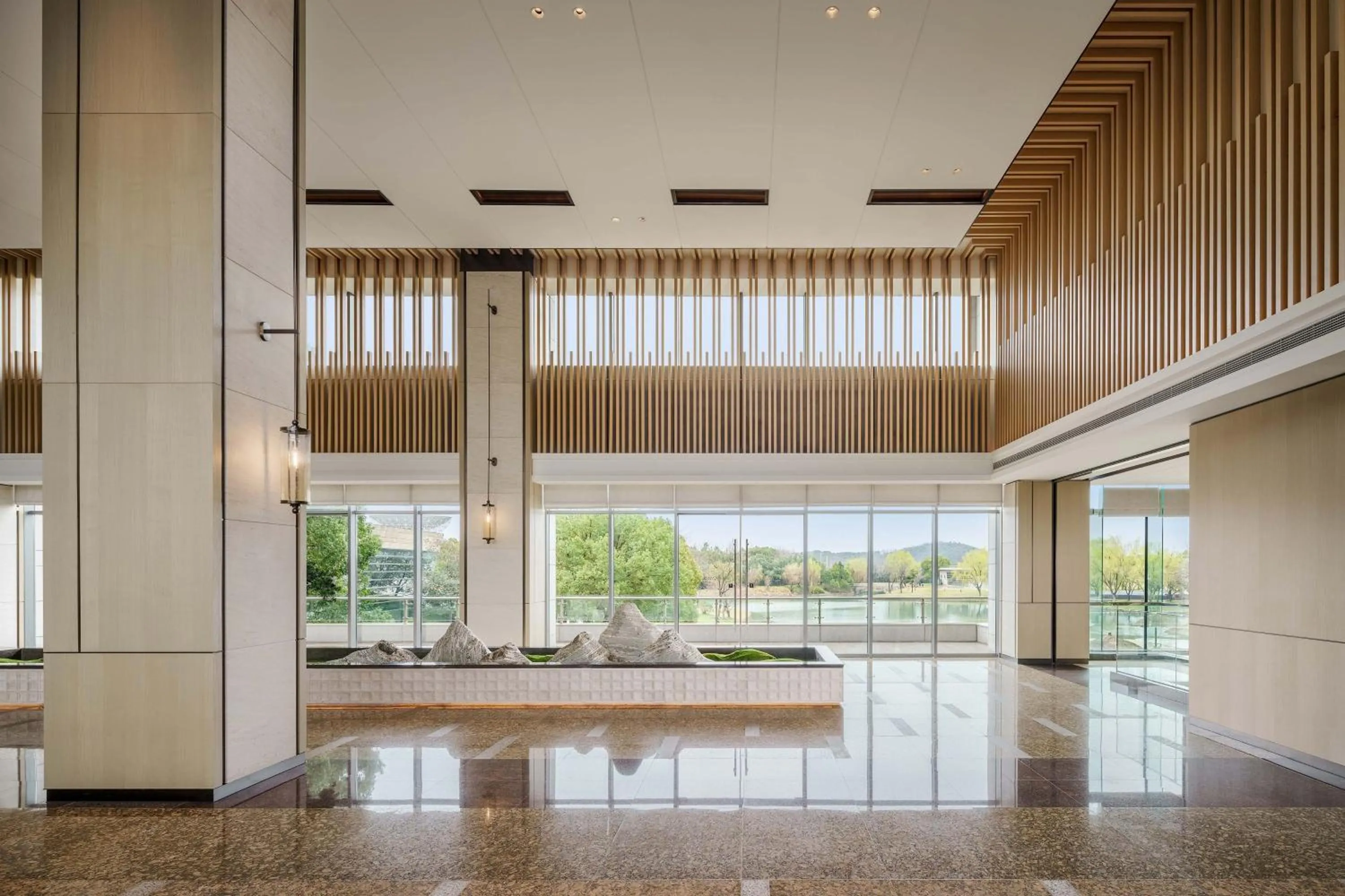 Lobby or reception in The Yuluxe Sheshan, Shanghai, A Tribute Portfolio Hotel