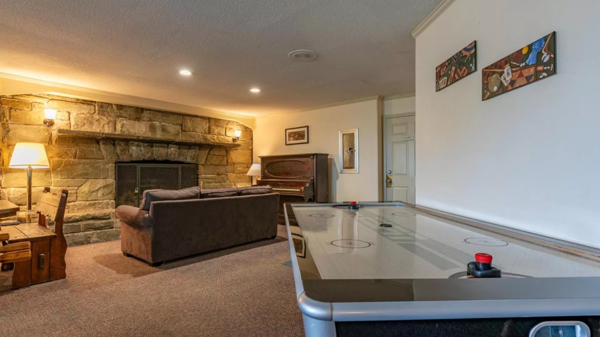 Game Room in 4 Seasons at Beech Mountain