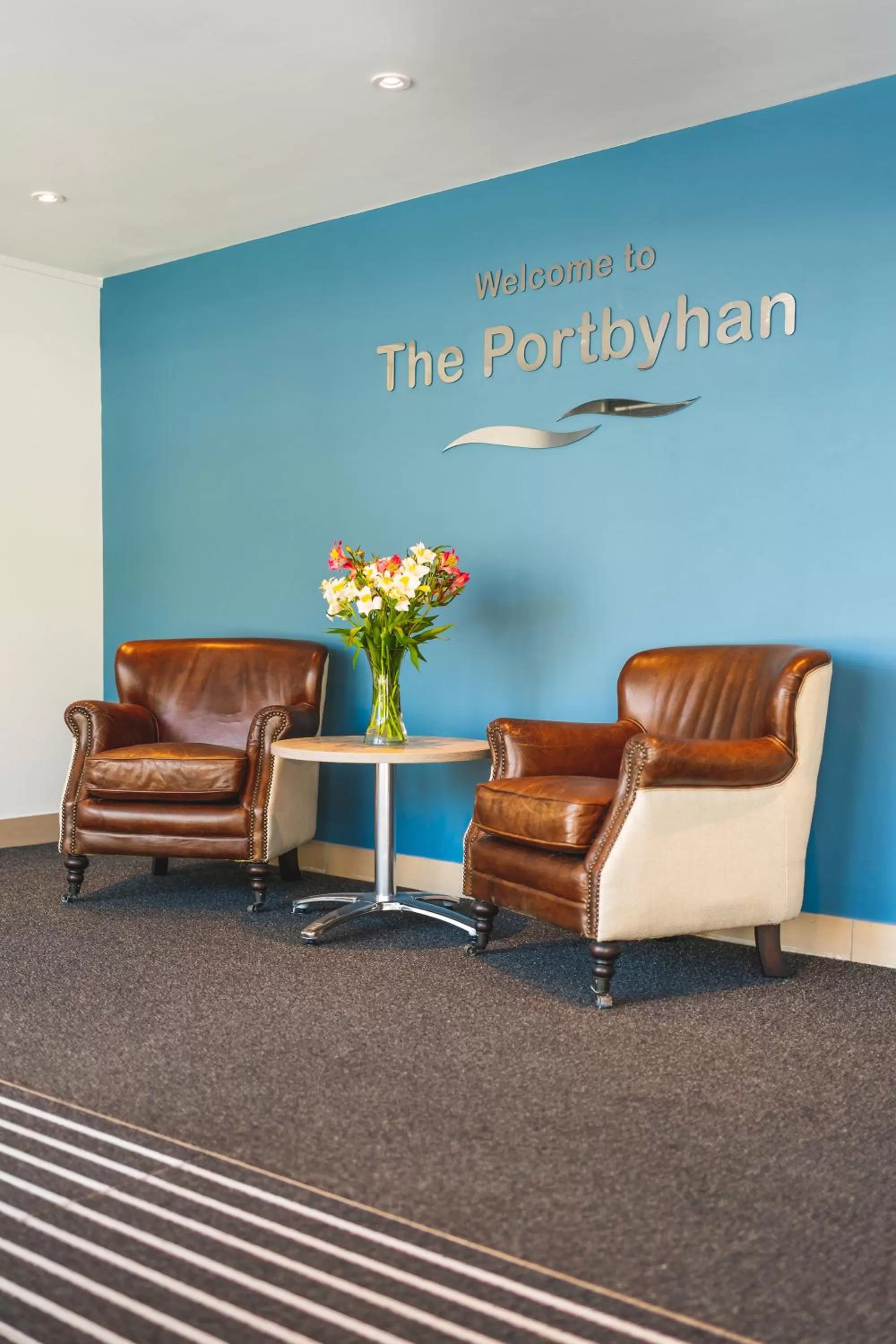 Seating area in Portbyhan Hotel