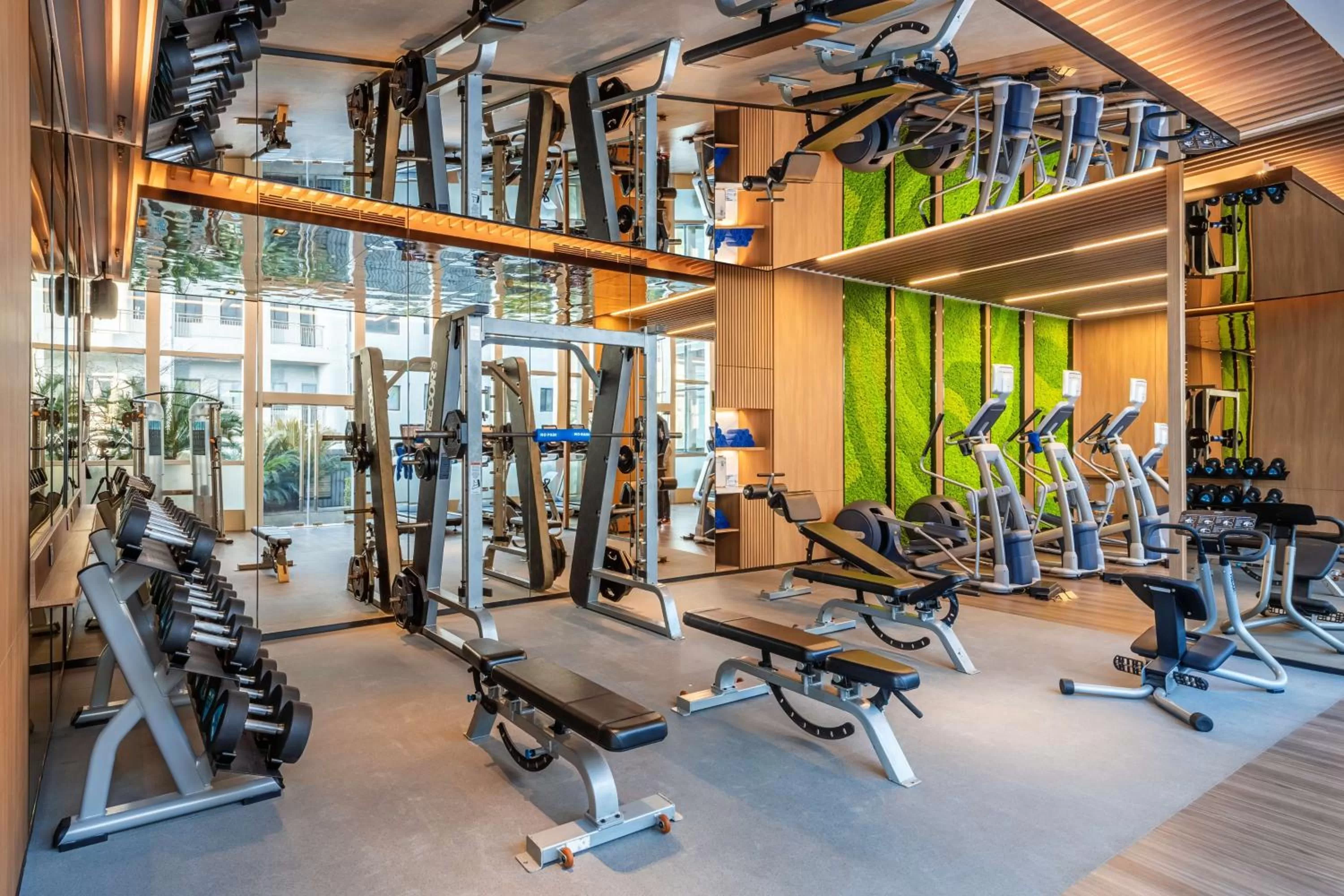 Fitness centre/facilities in Hilton Shanghai Hongqiao