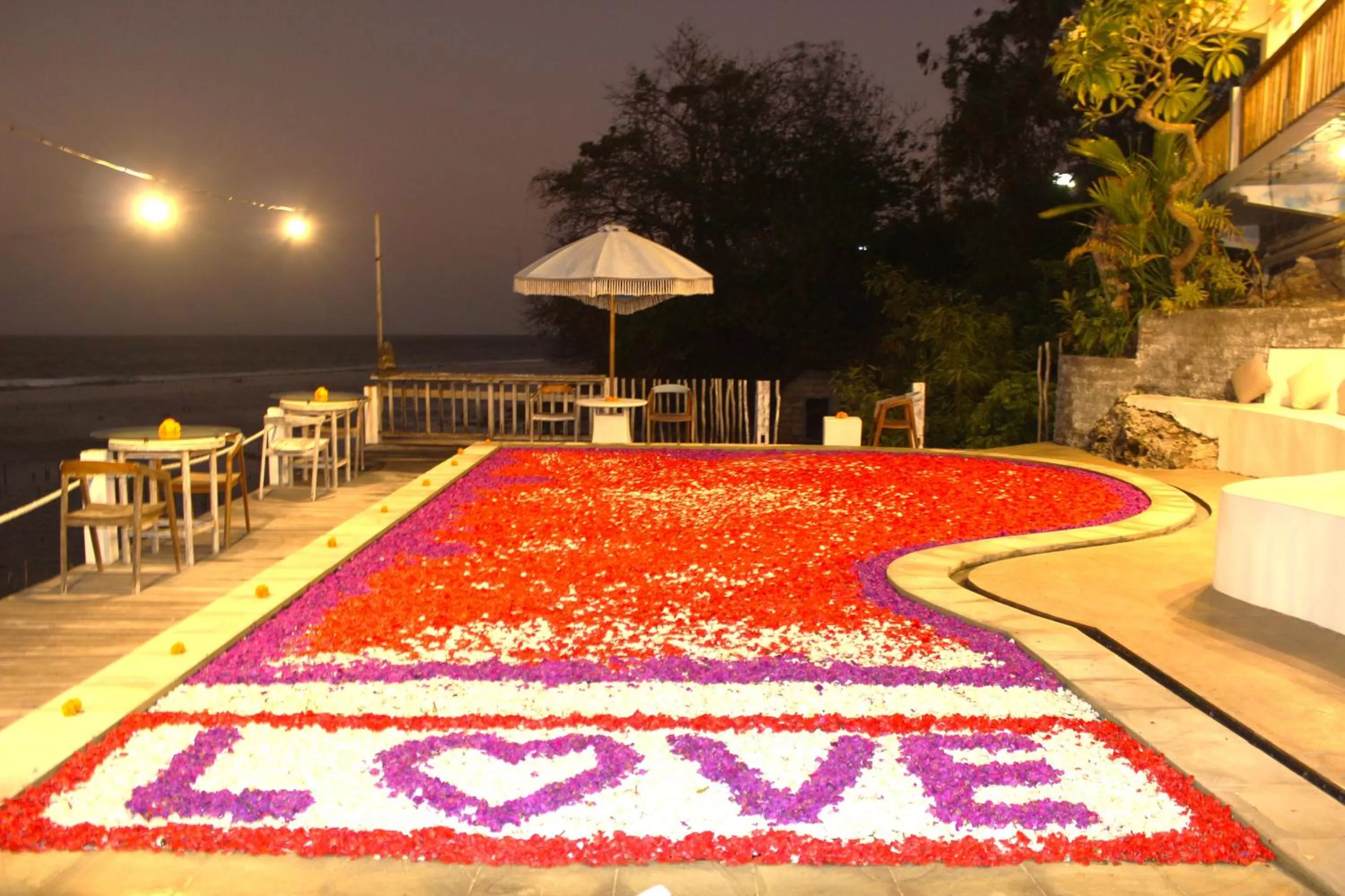 Night in SUITE OCEAN BLUE