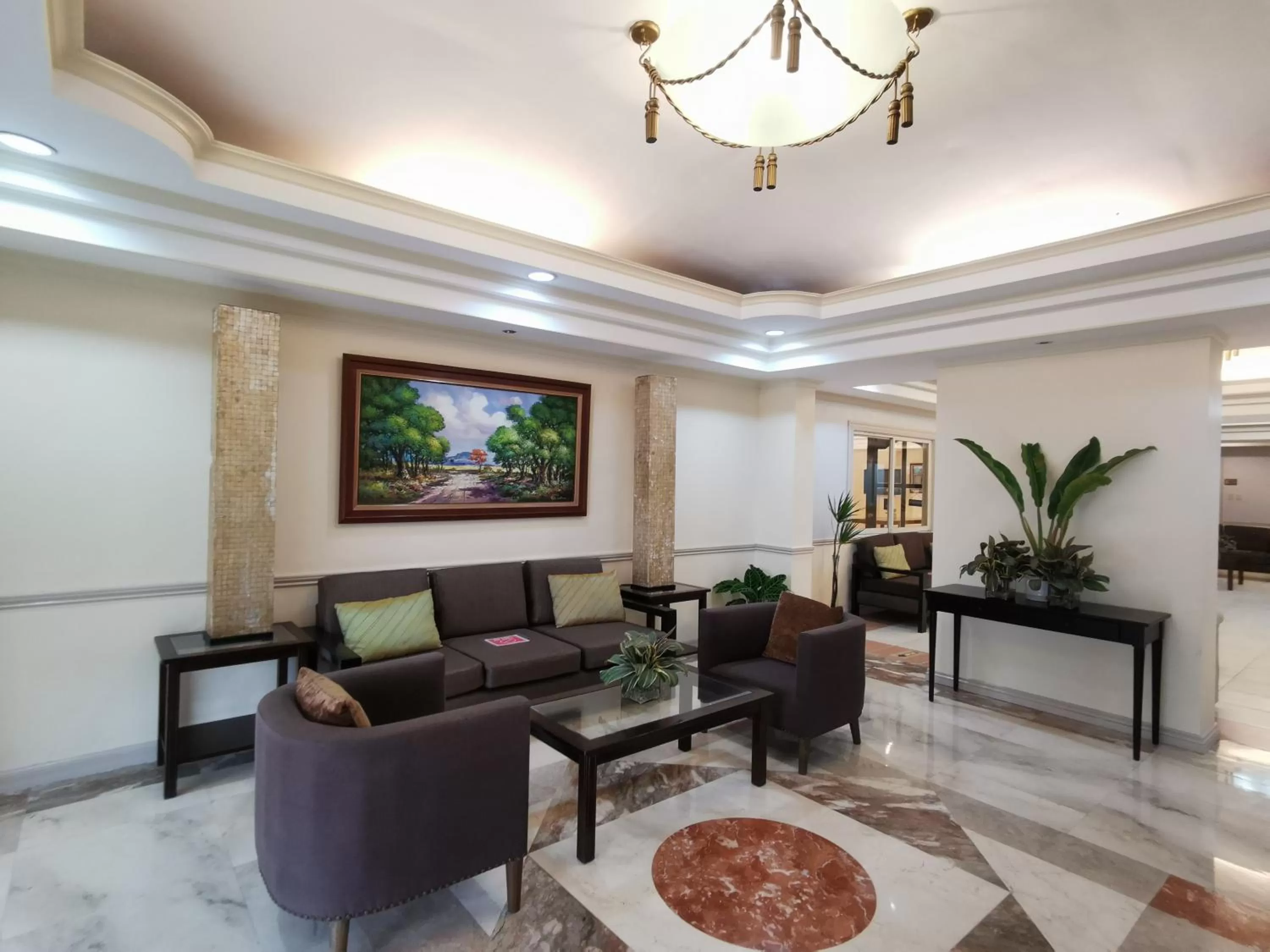 Lobby or reception in Tagaytay Country Hotel