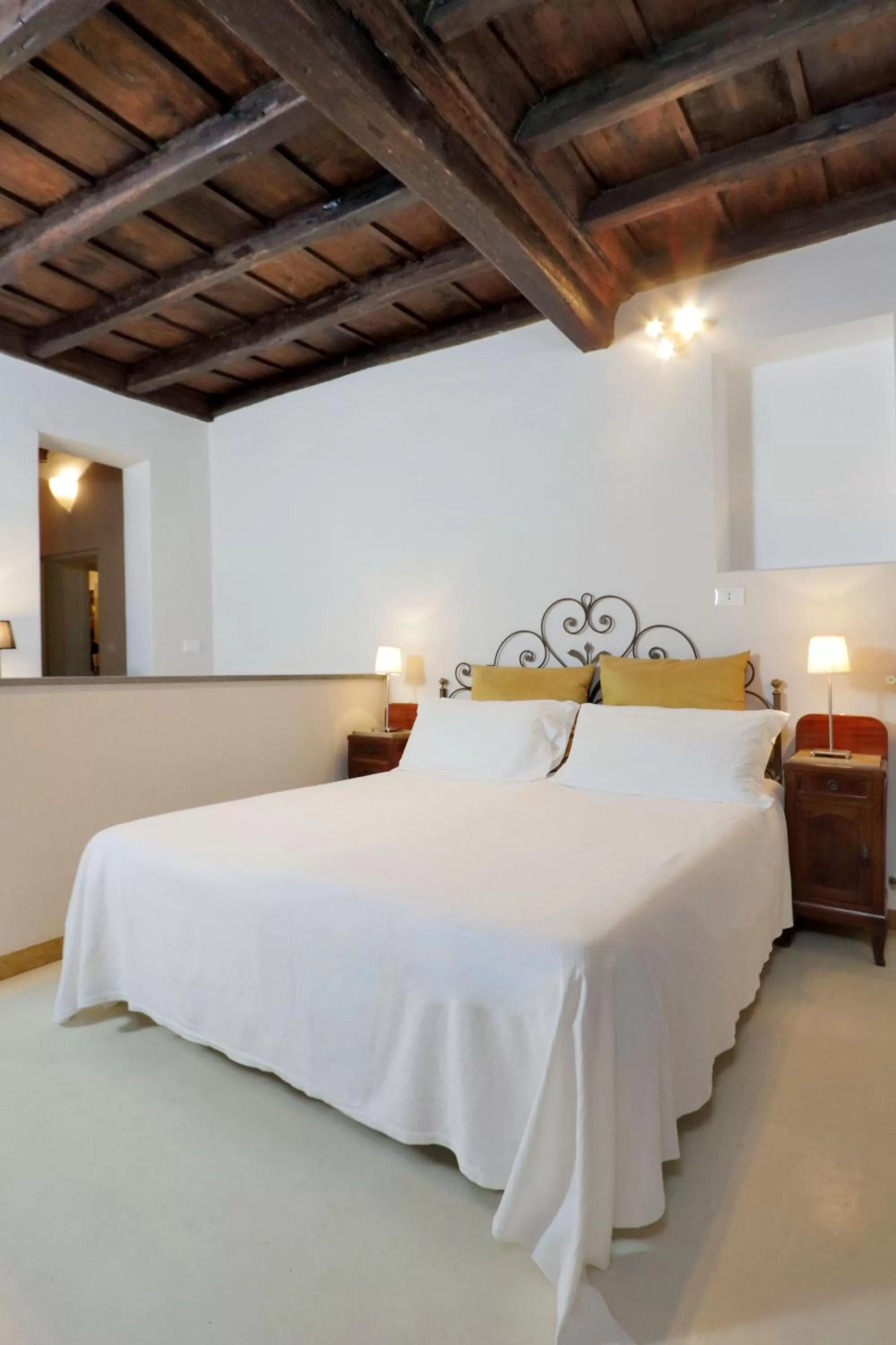 Bedroom, Bed in Sangallo Rooms - Residenze Romanae