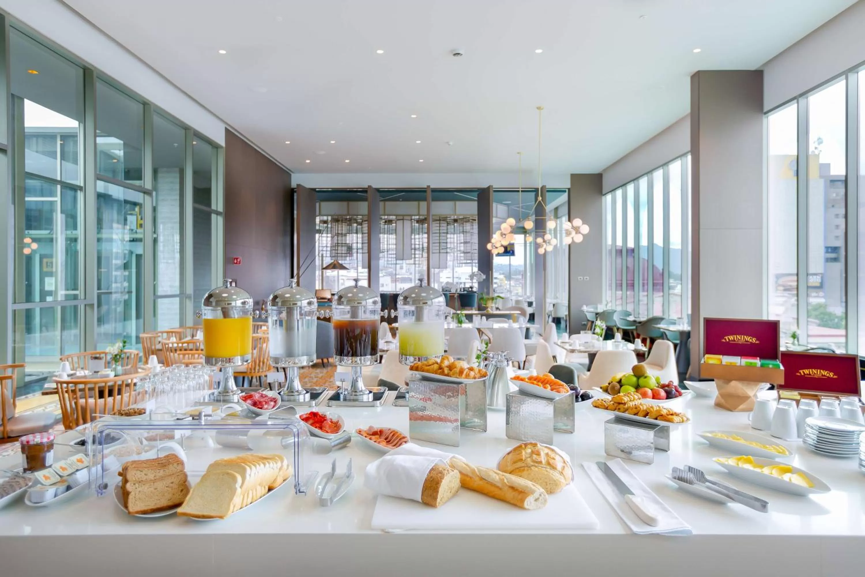 Restaurant/places to eat in Gran Hotel Costa Rica, Curio Collection By Hilton