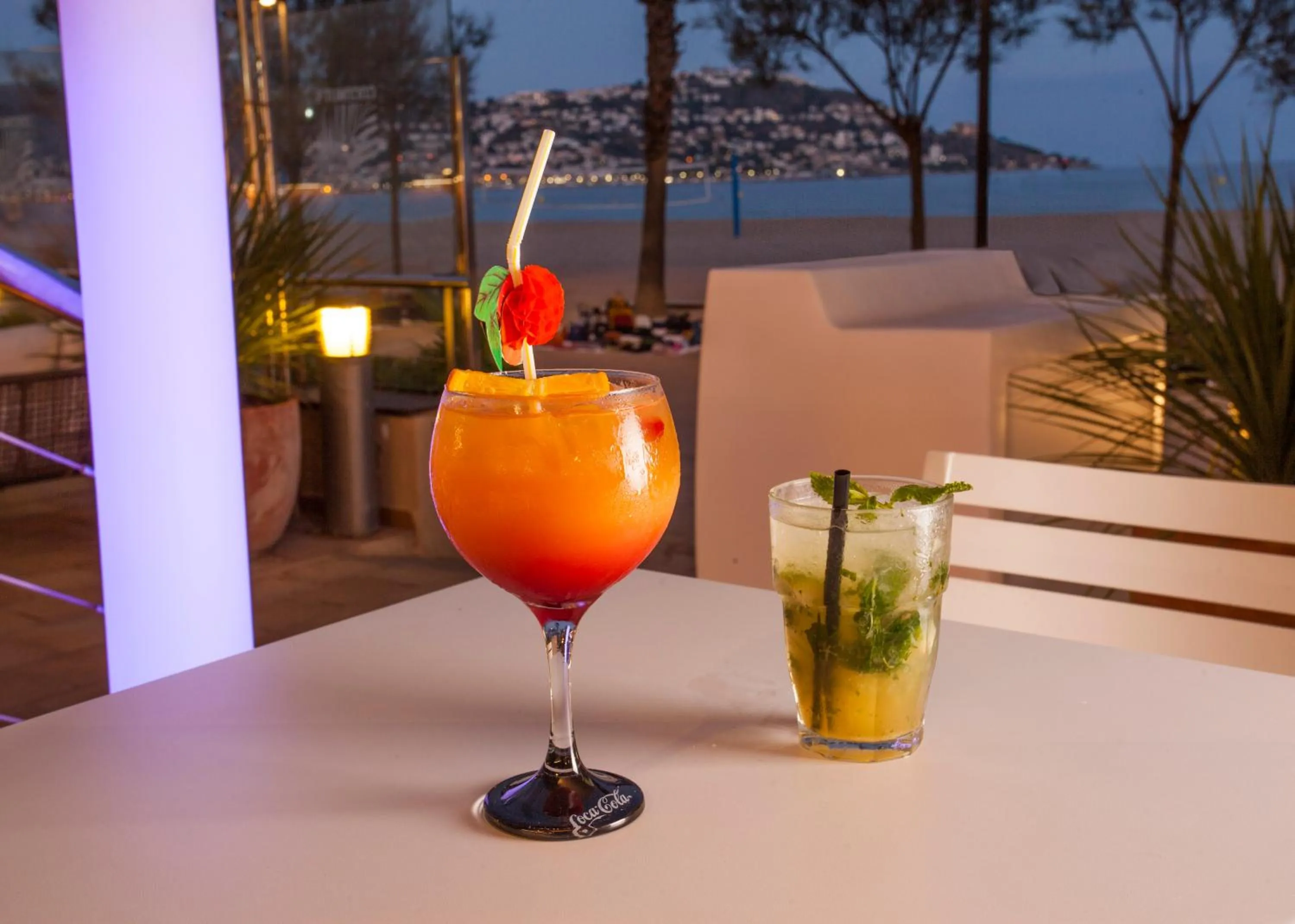 Patio in Hotel Monterrey Roses by Pierre & Vacances