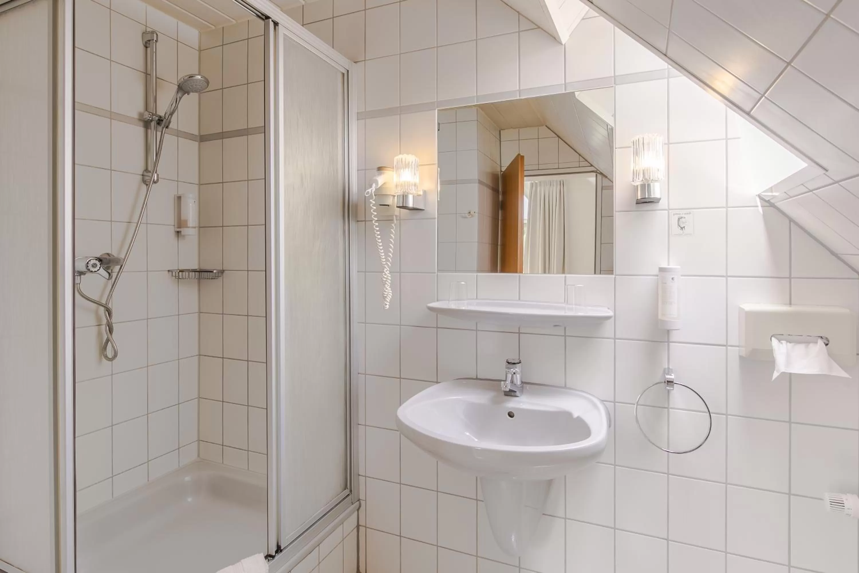 Shower in Hotel Johnsburg