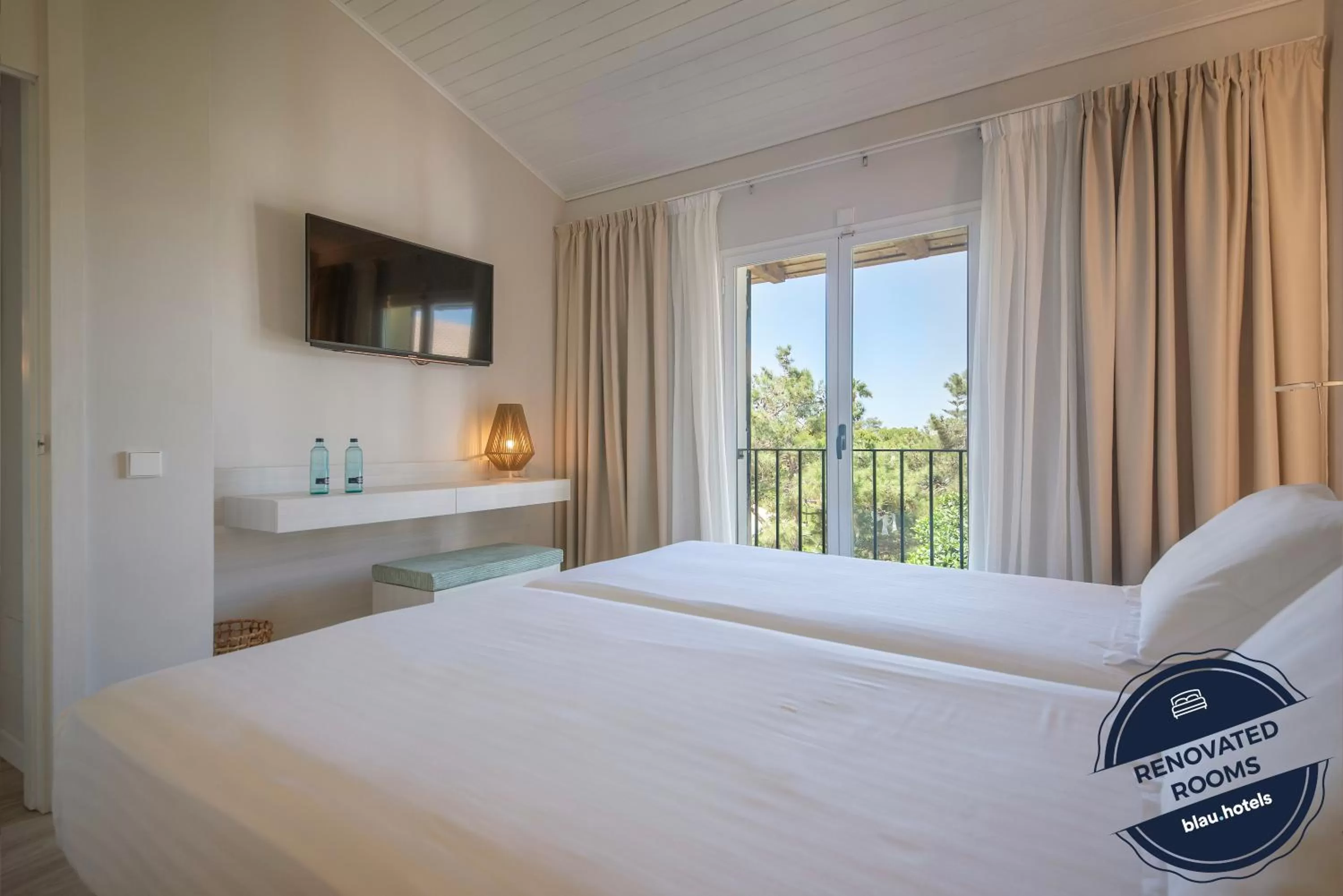 Bedroom, Bed in Blau Colònia Sant Jordi