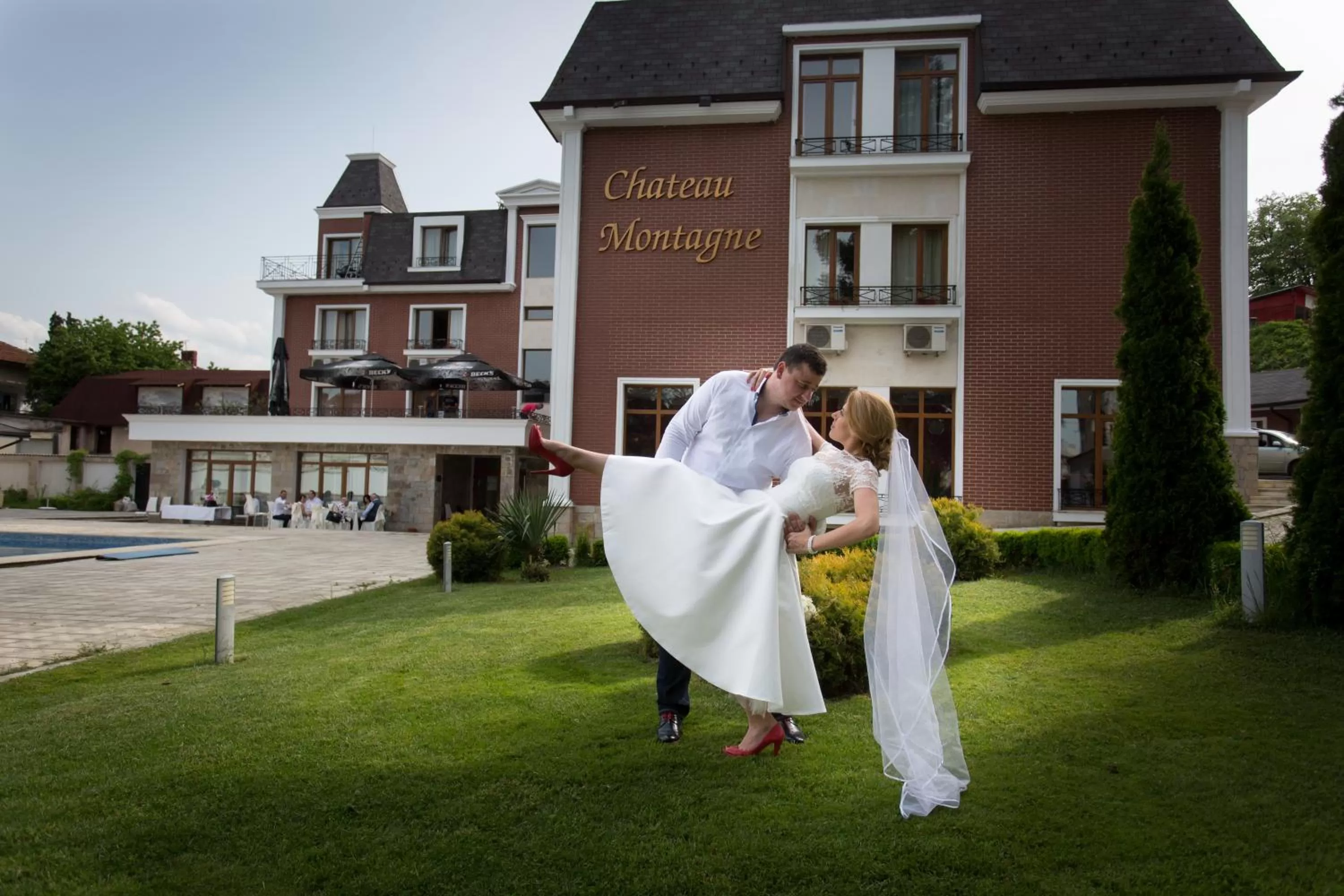 Garden in Chateau Montagne Hotel Troyan