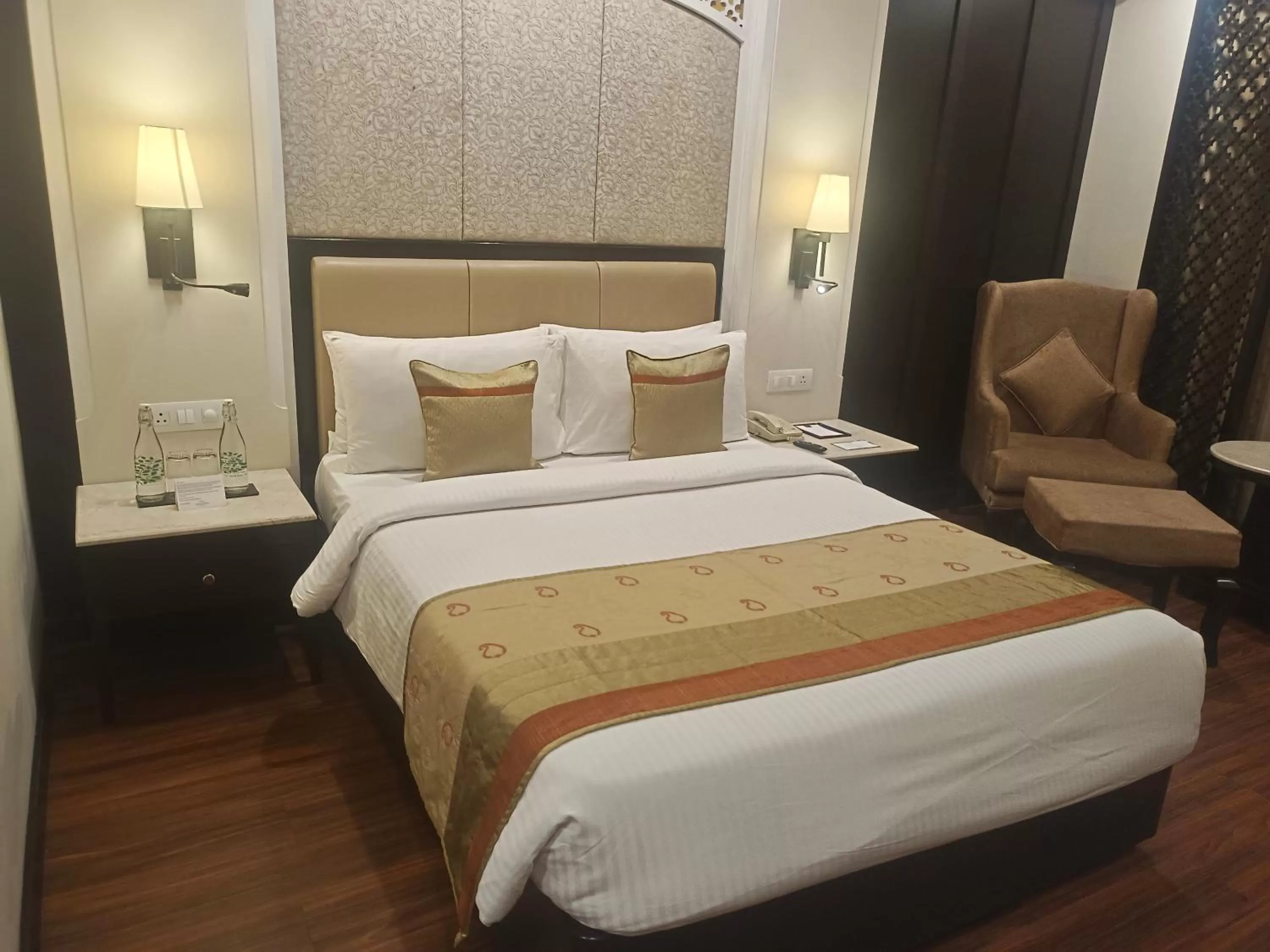 Bed in La Place Sarovar Portico