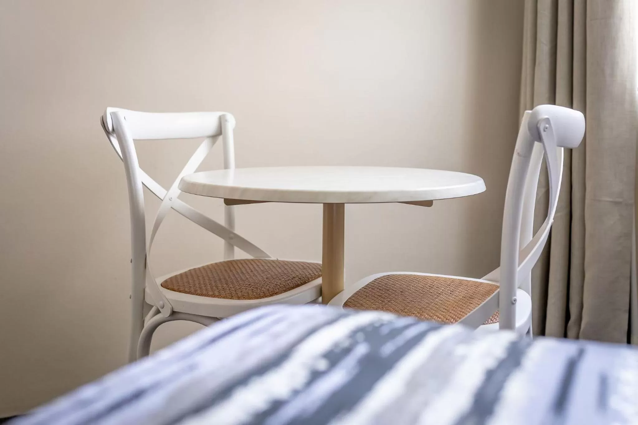 Seating area in Charbonnier Motor Inn