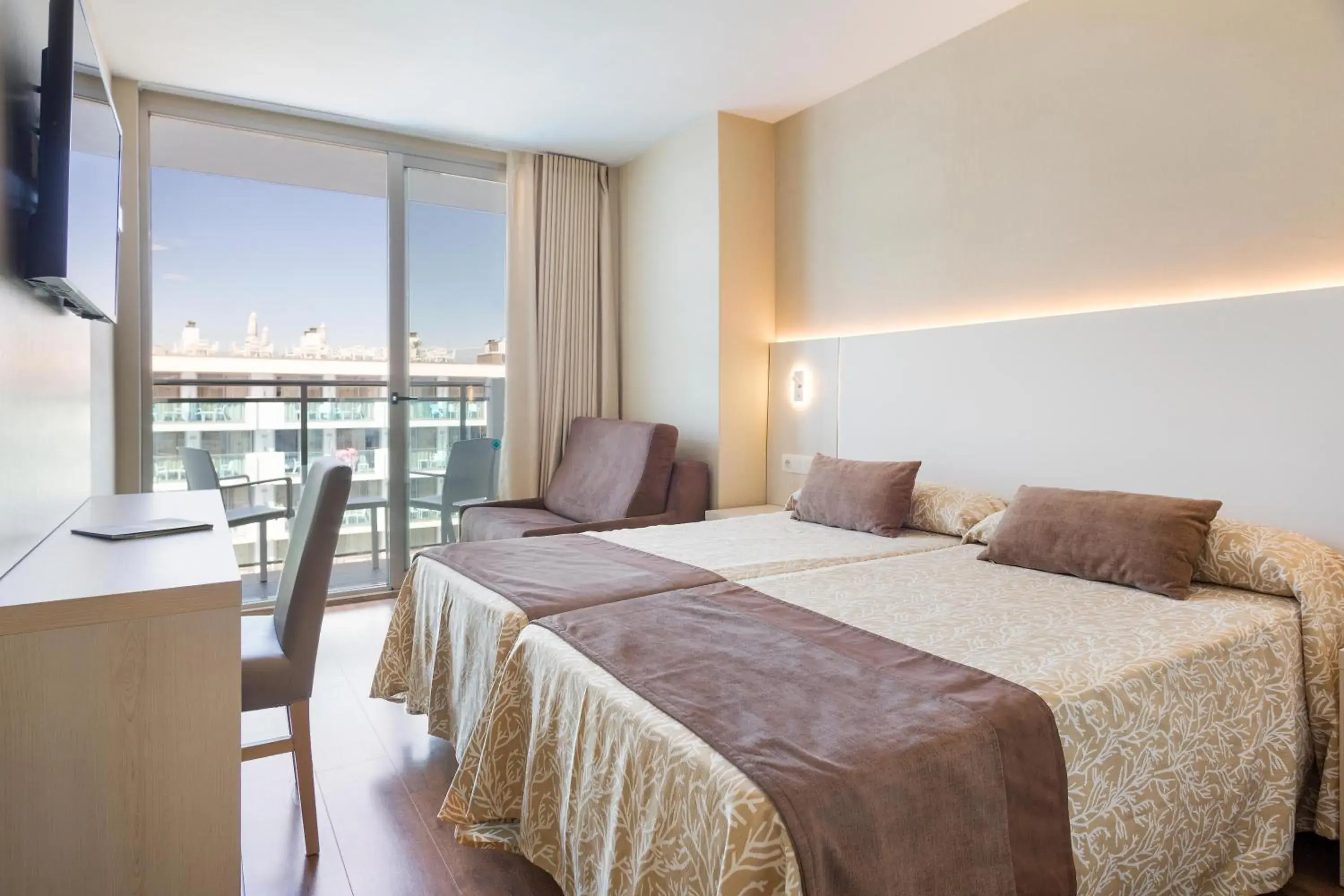 Double or Twin Room with Side Sea View in Hotel Best Maritim Double or Twin Room with Side Sea View in Hotel Best Maritim