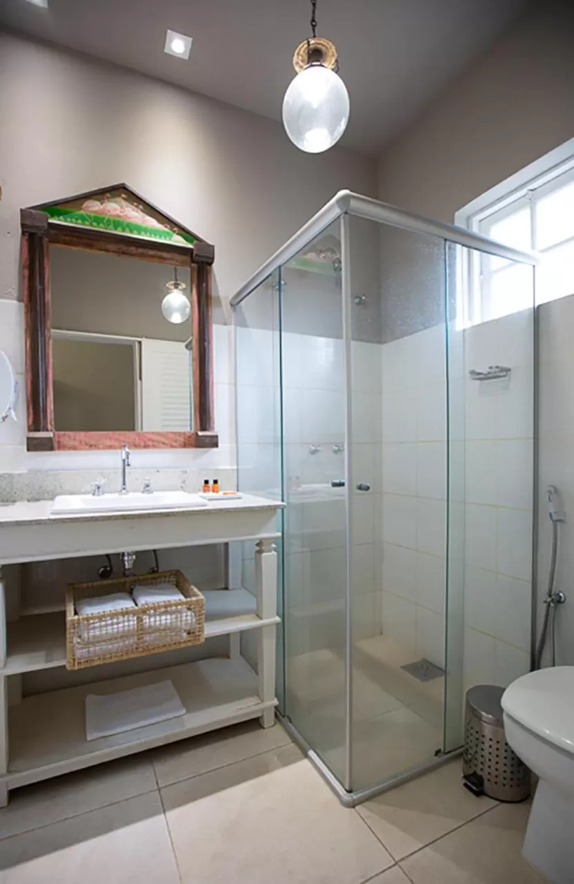 Bathroom in Pousada Armazém 26