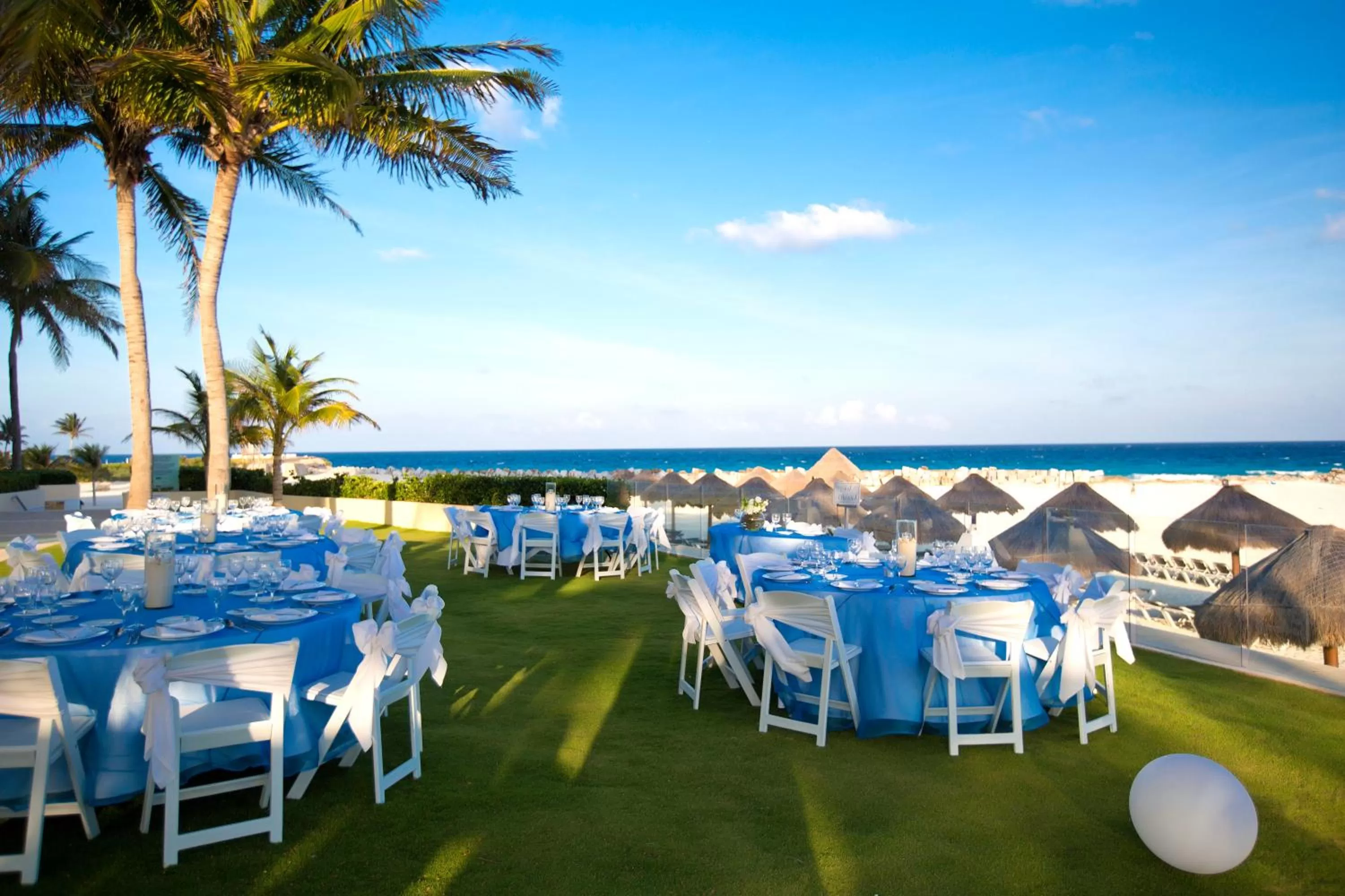 Banquet/Function facilities in Krystal Grand Cancun All Inclusive