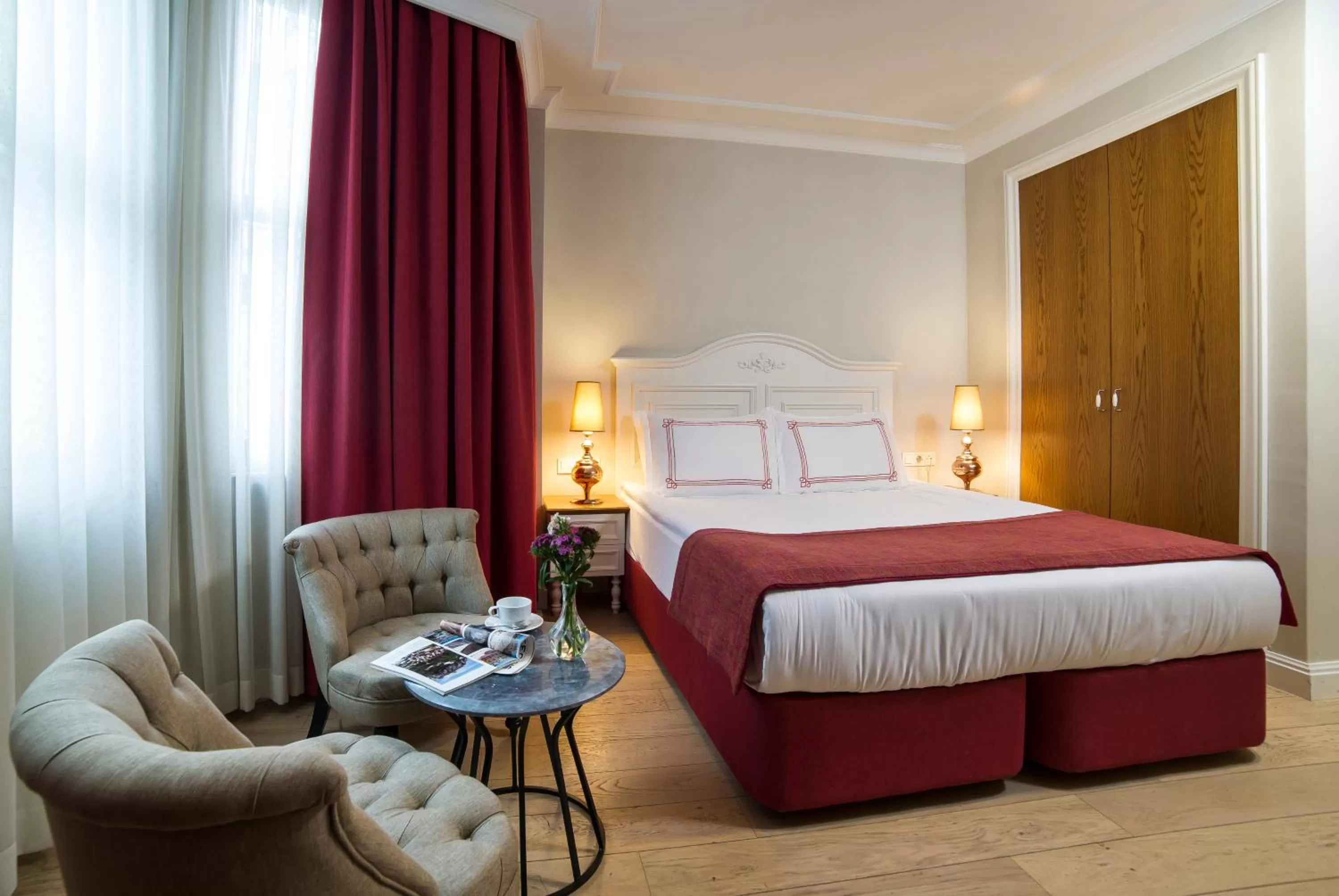 Bed in Amofta Hotel Taksim