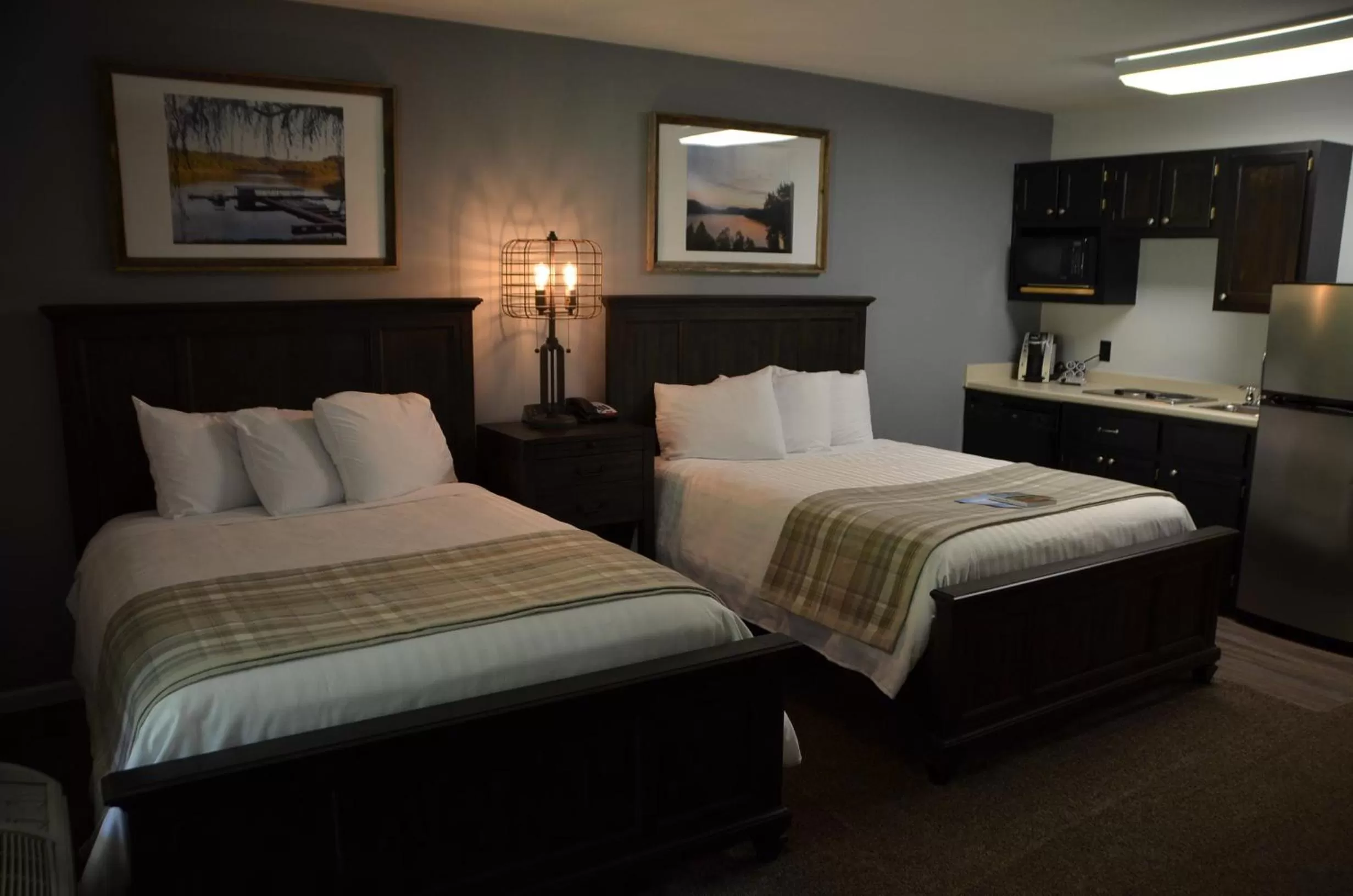 Bed in The Retreat at Center Hill Lake