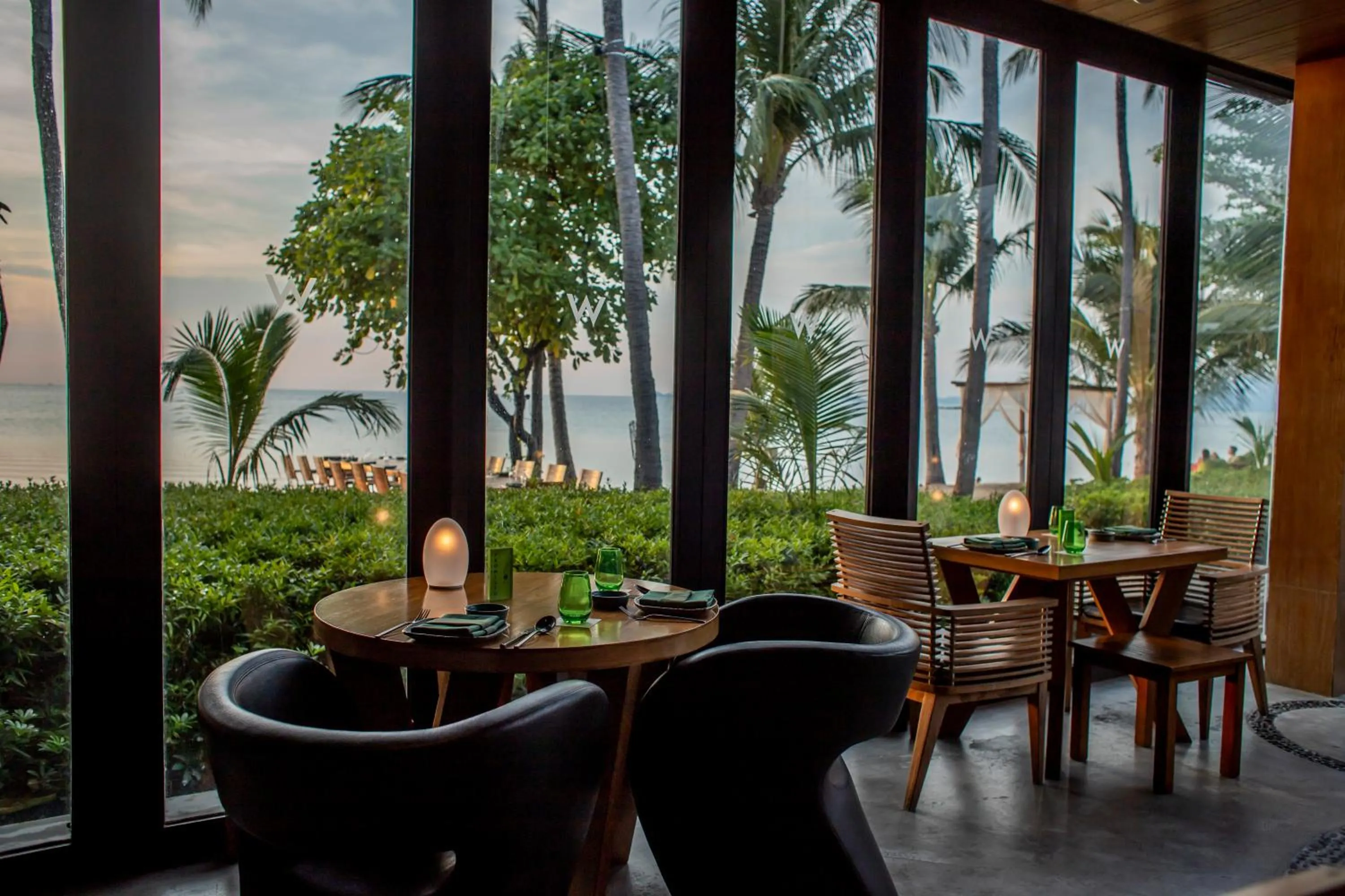 Restaurant/places to eat in W Koh Samui